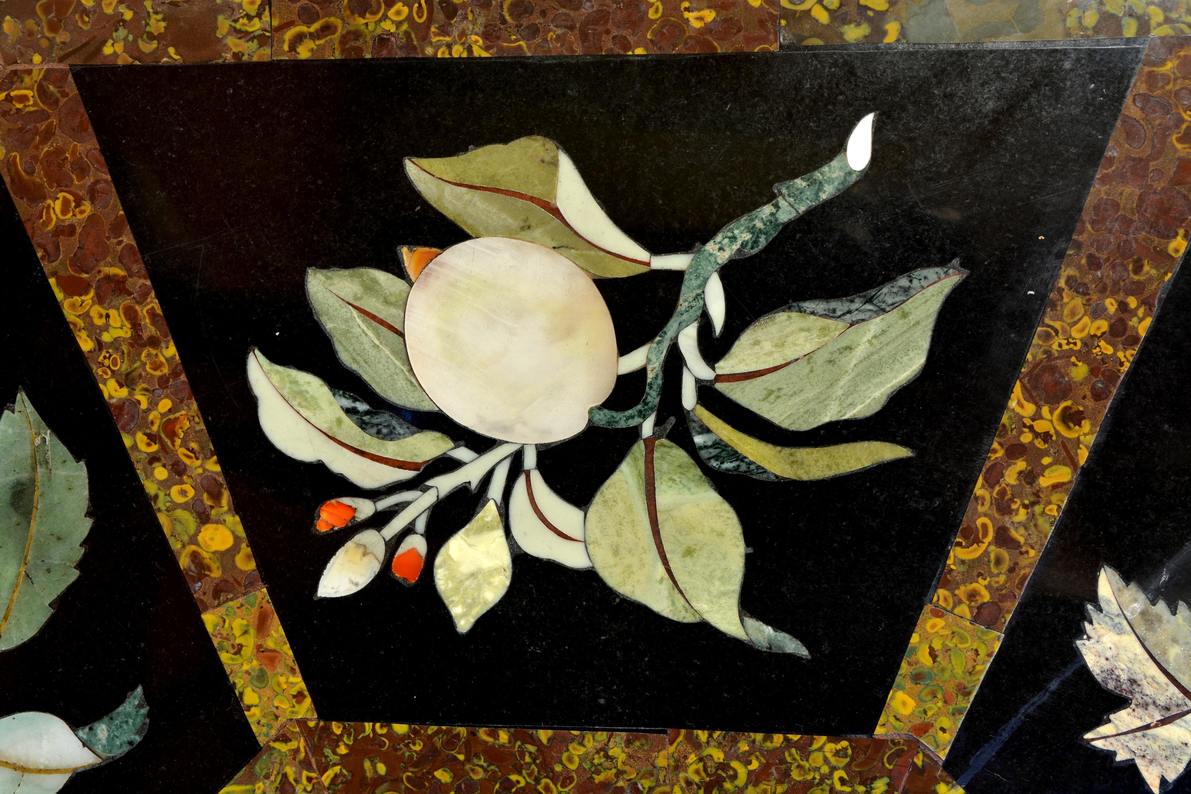 Pietra Dura Tabletop, Marble and Hardstones, circa Late 20th Century In Excellent Condition In Madrid, ES