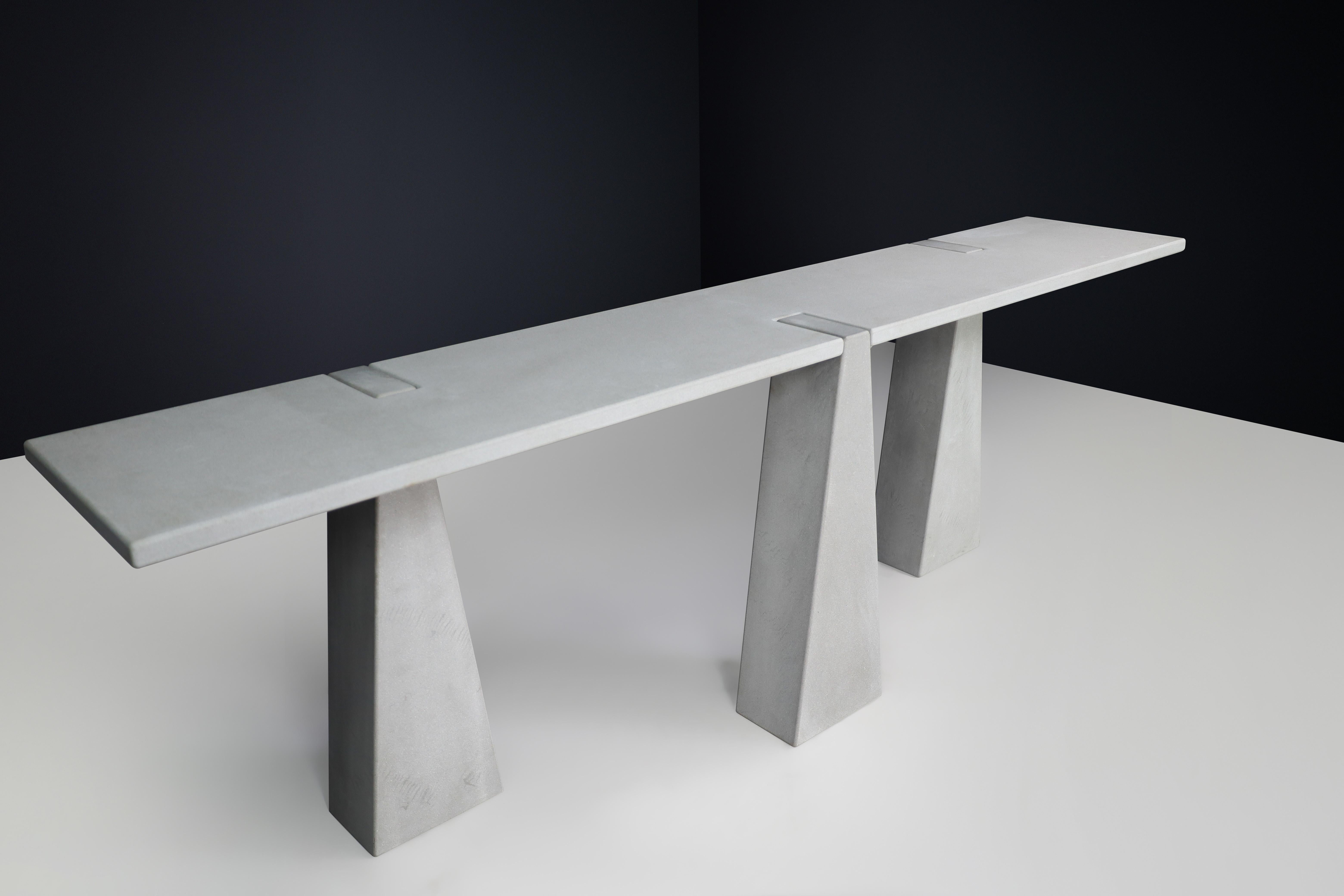 Pietra Serena' Inca  Console Angelo Mangiarotti pour Skipper, Italie, 1978 en vente 3