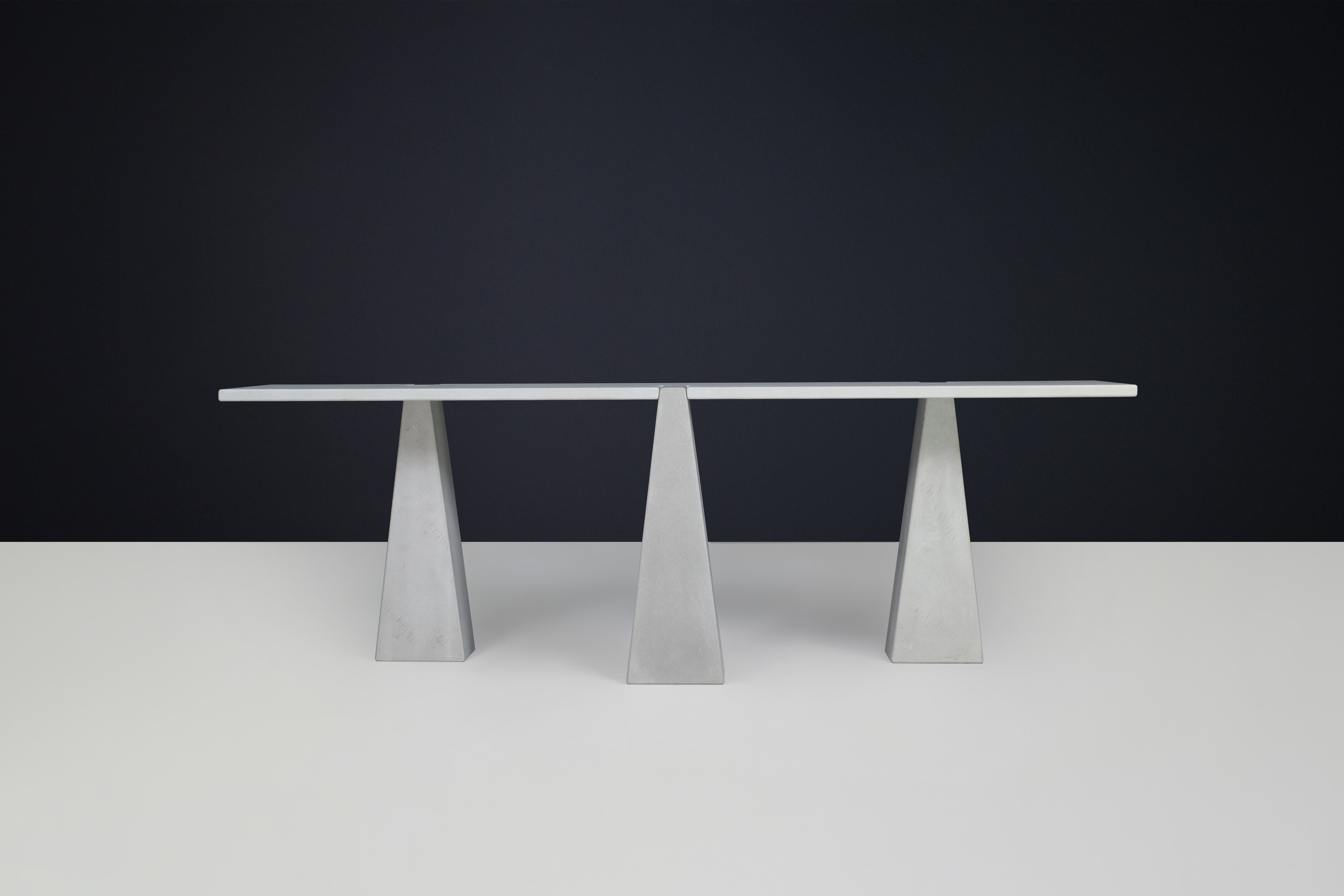 Pietra Serena' Inca  Console Angelo Mangiarotti pour Skipper, Italie, 1978 en vente 7