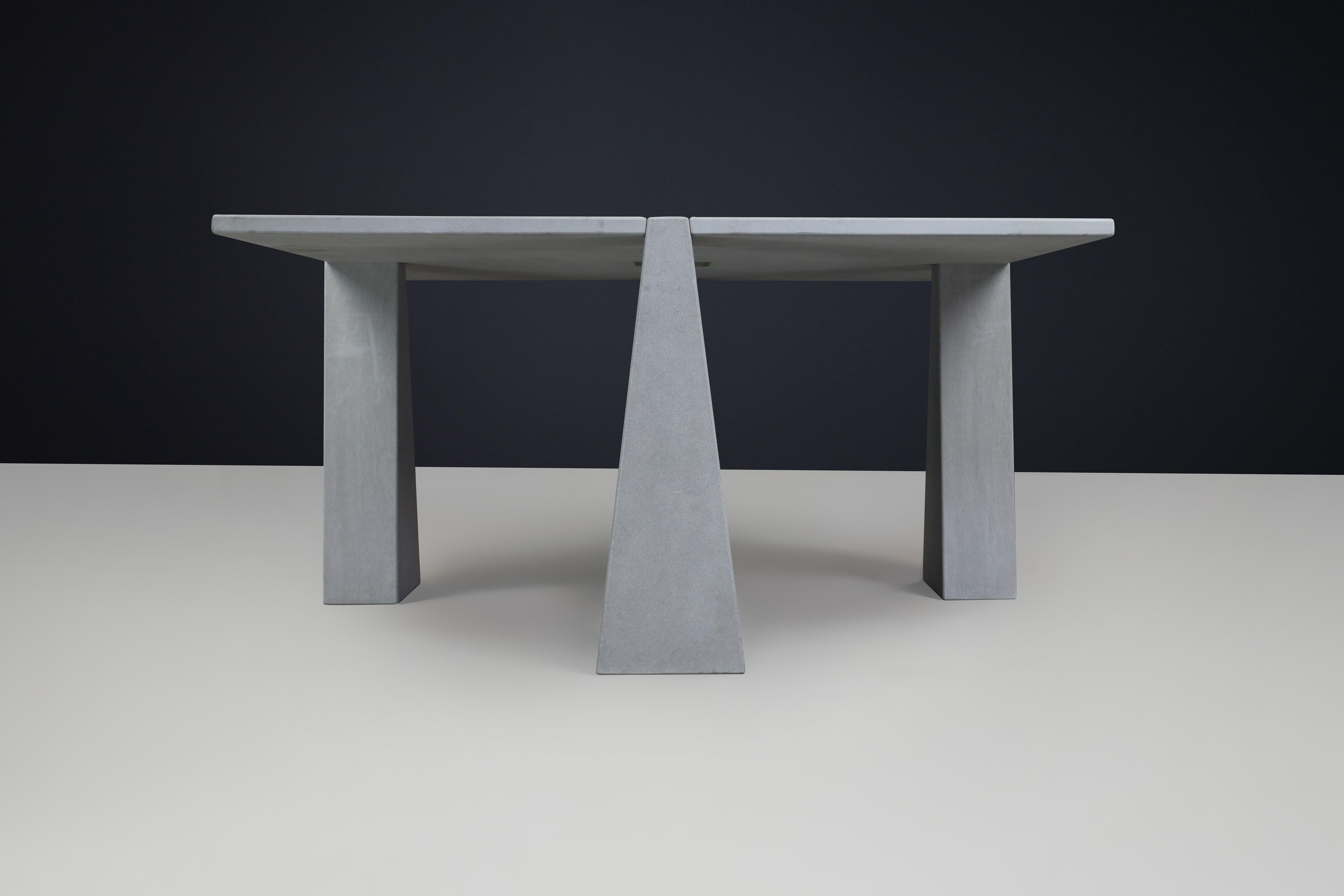 Table centrale Pietra Serena' Inca d'Angelo Mangiarotti pour Skipper en vente 3