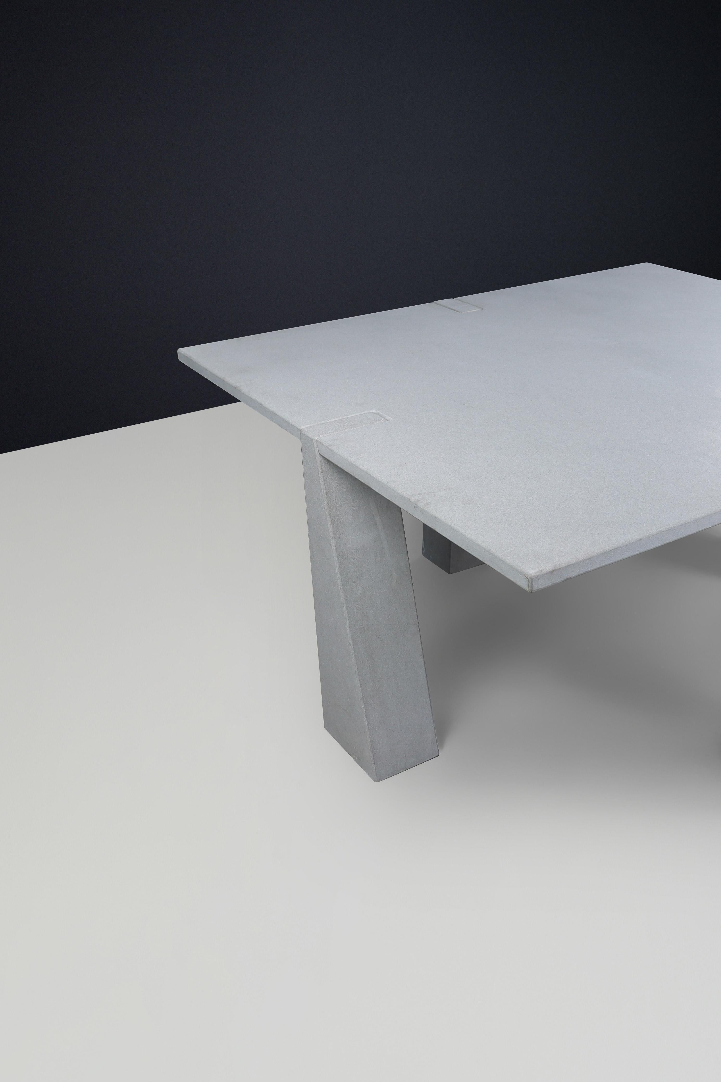 Table centrale Pietra Serena' Inca d'Angelo Mangiarotti pour Skipper en vente 5