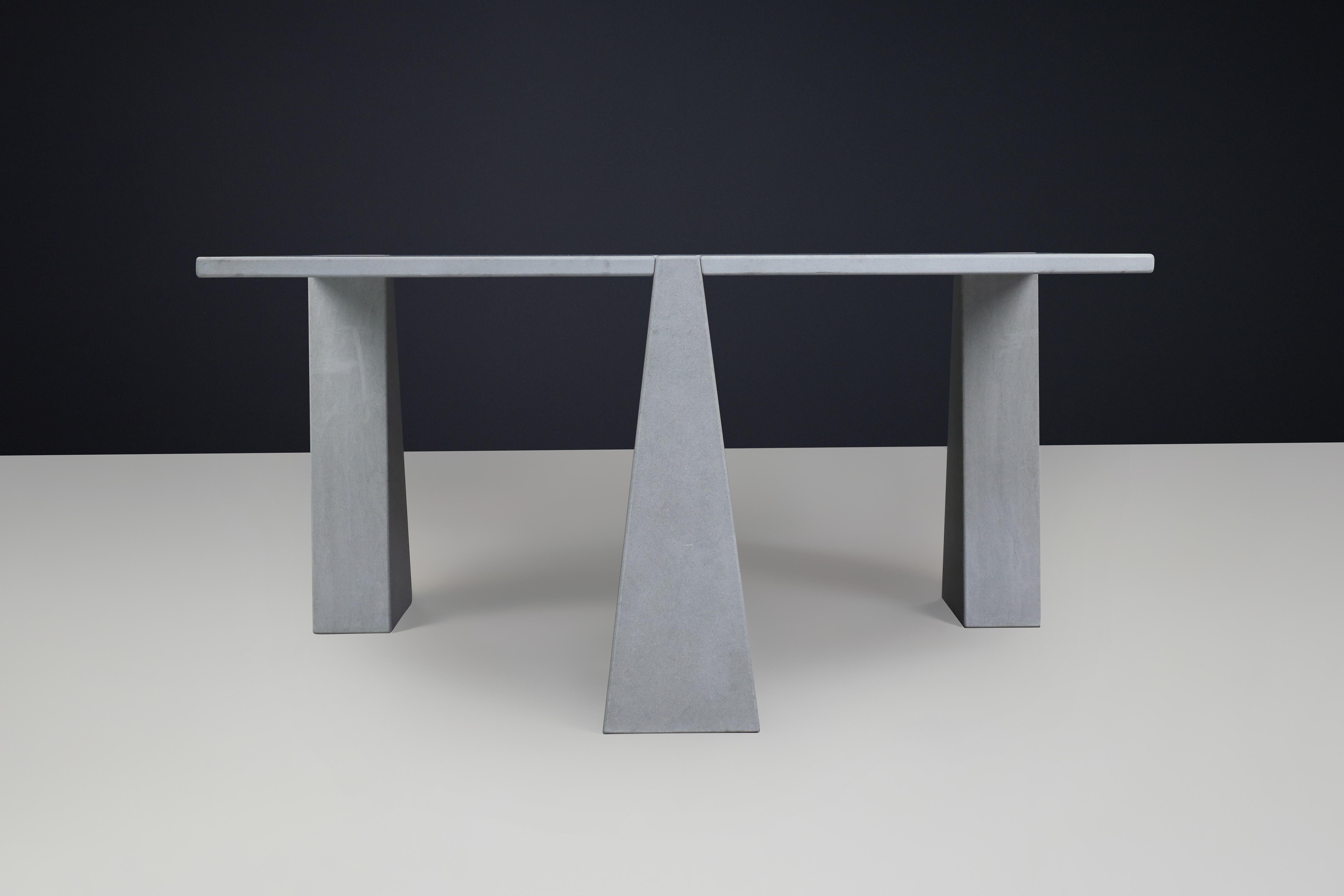 Moderne Table centrale Pietra Serena' Inca d'Angelo Mangiarotti pour Skipper en vente
