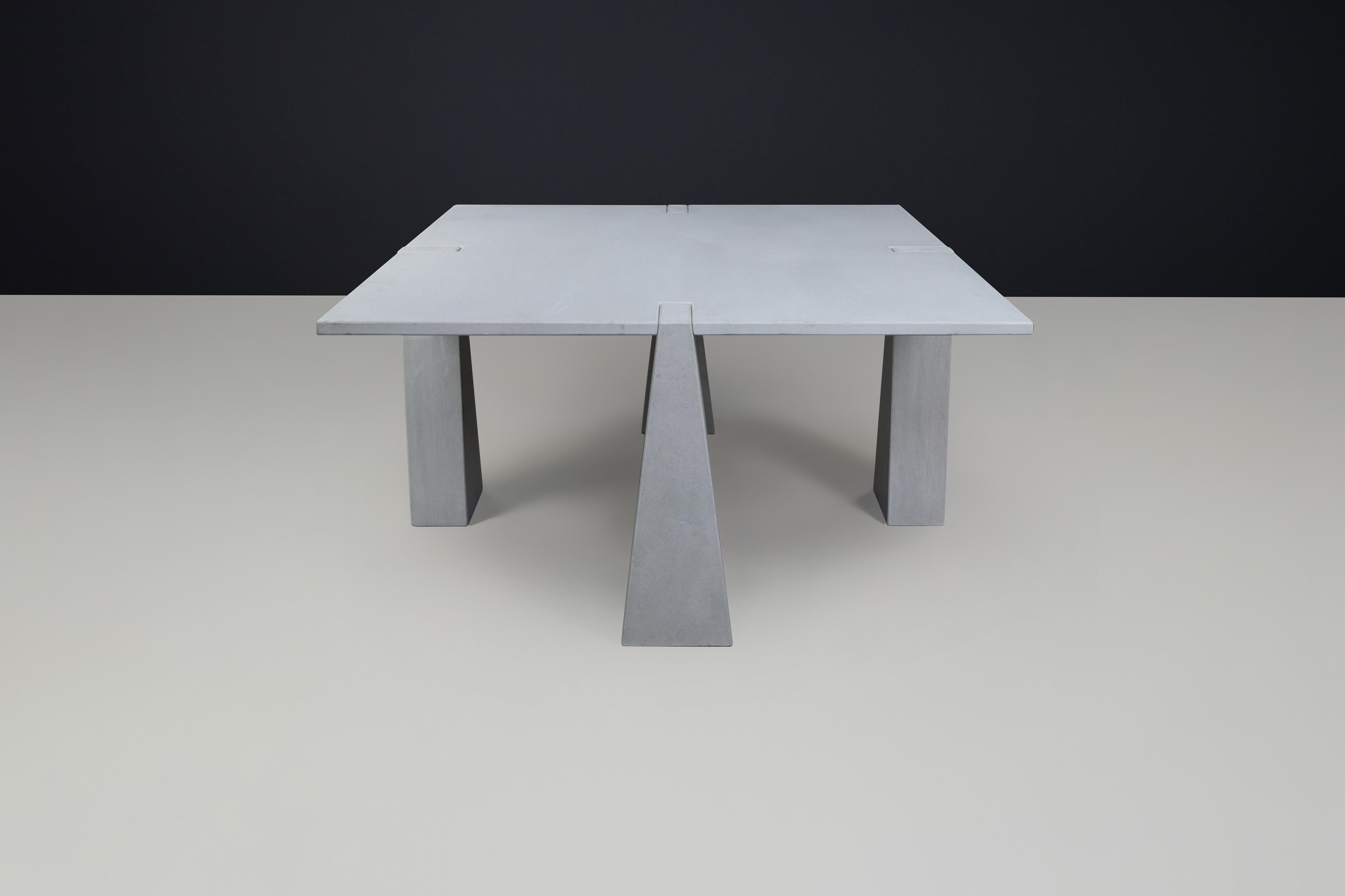 Table centrale Pietra Serena' Inca d'Angelo Mangiarotti pour Skipper en vente 1