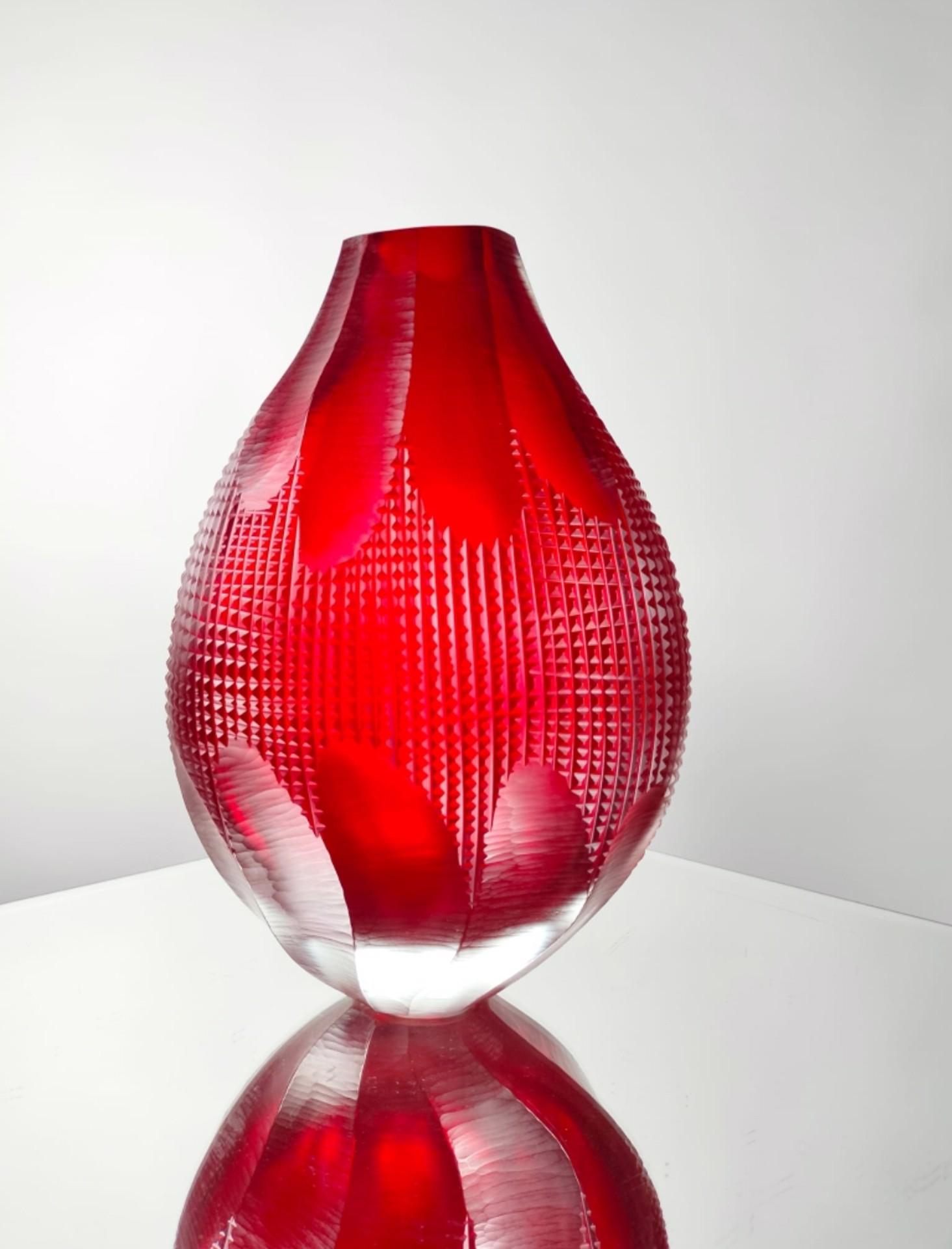 Red Vase - Sculpture by Pietro & Riccardo Ferro