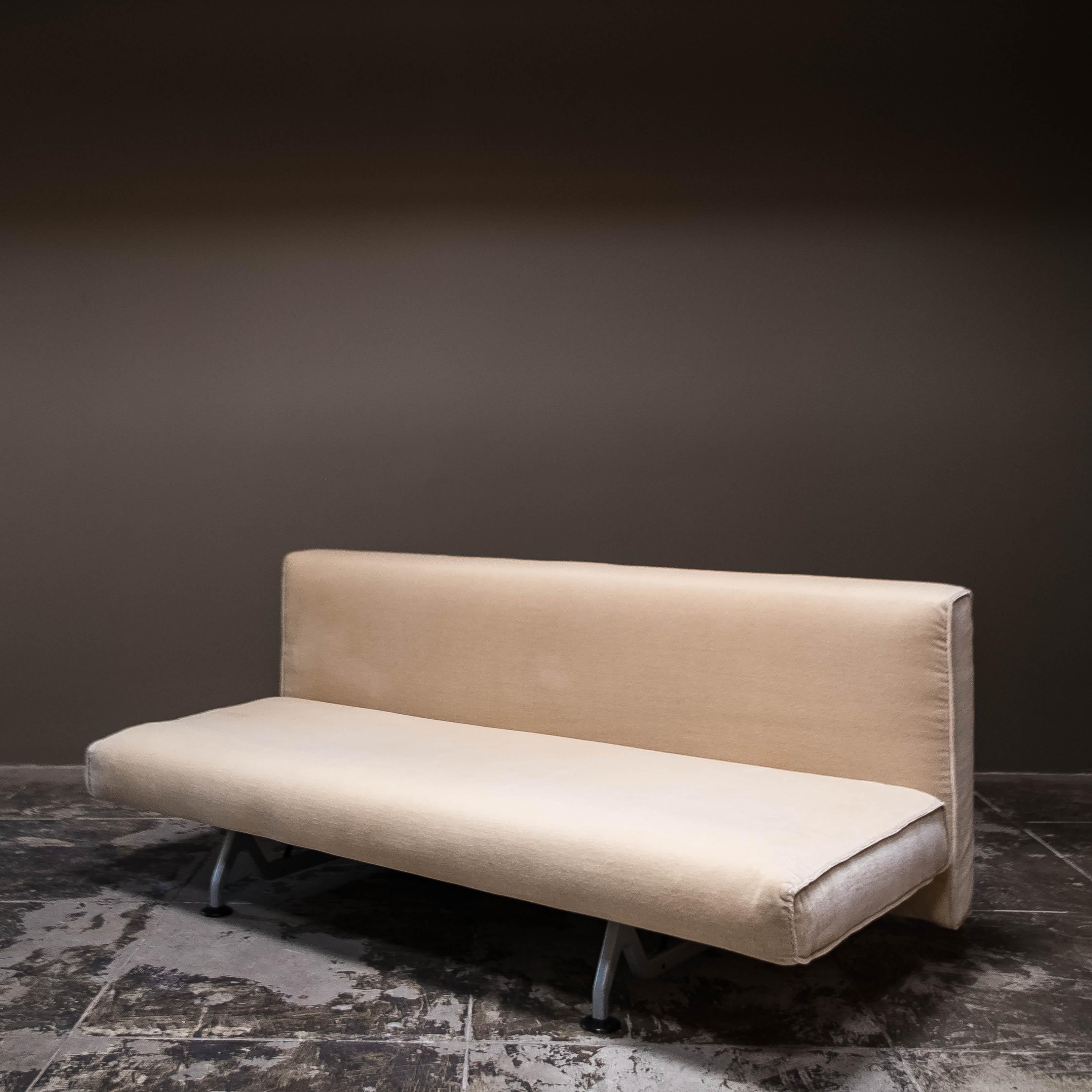Sofá cama deslizante Pietro Arosio para Taccini Moderno de mediados de siglo en venta