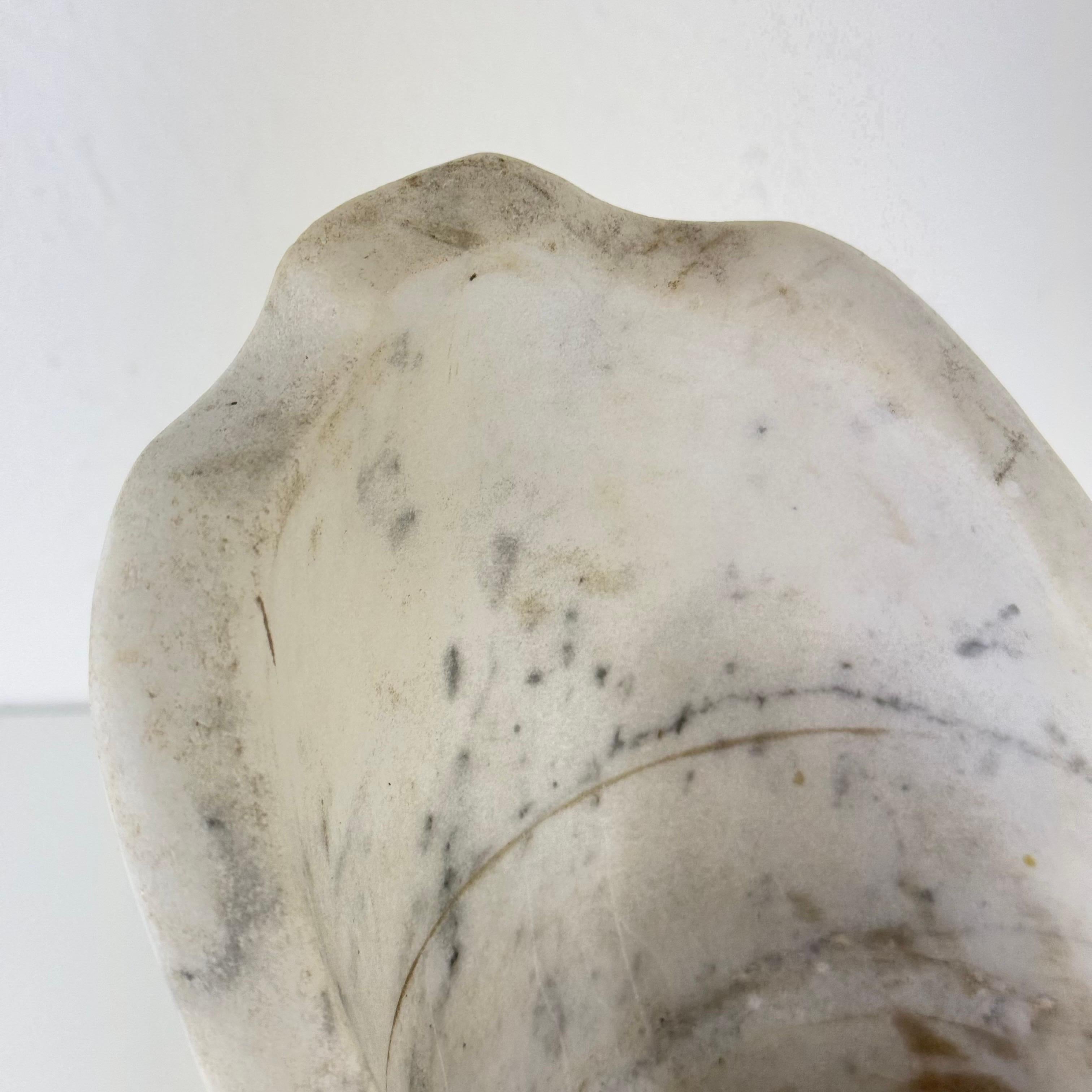 Pietro Cenedella, Biomorphe Skulptur aus Carrara-Marmor, Italien, 1970er Jahre im Zustand „Gut“ im Angebot in Brescia, Brescia