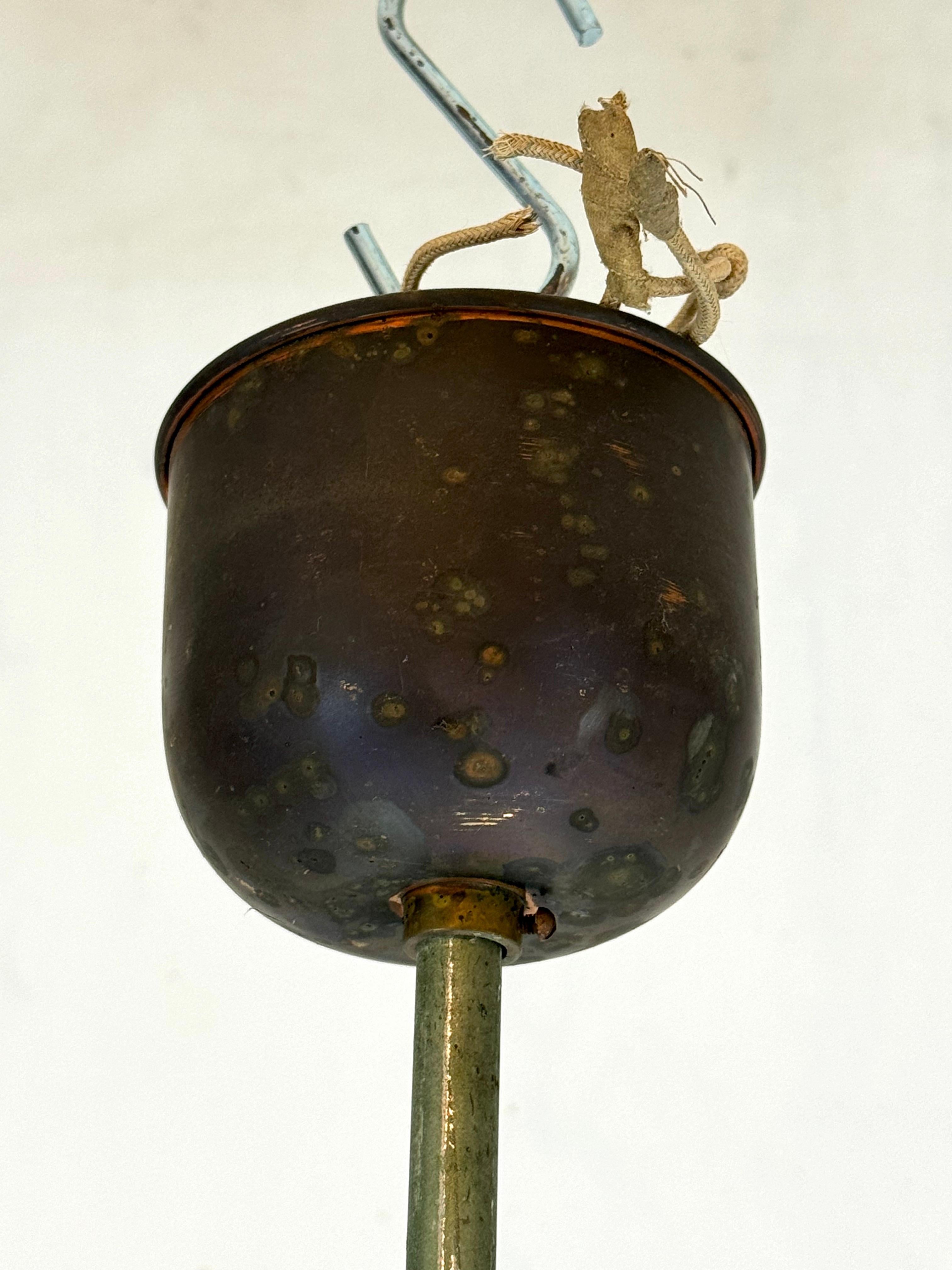Pietro Chiesa, Art Deco chandelier in solid lacquered brass and glass. Italy 193 For Sale 6