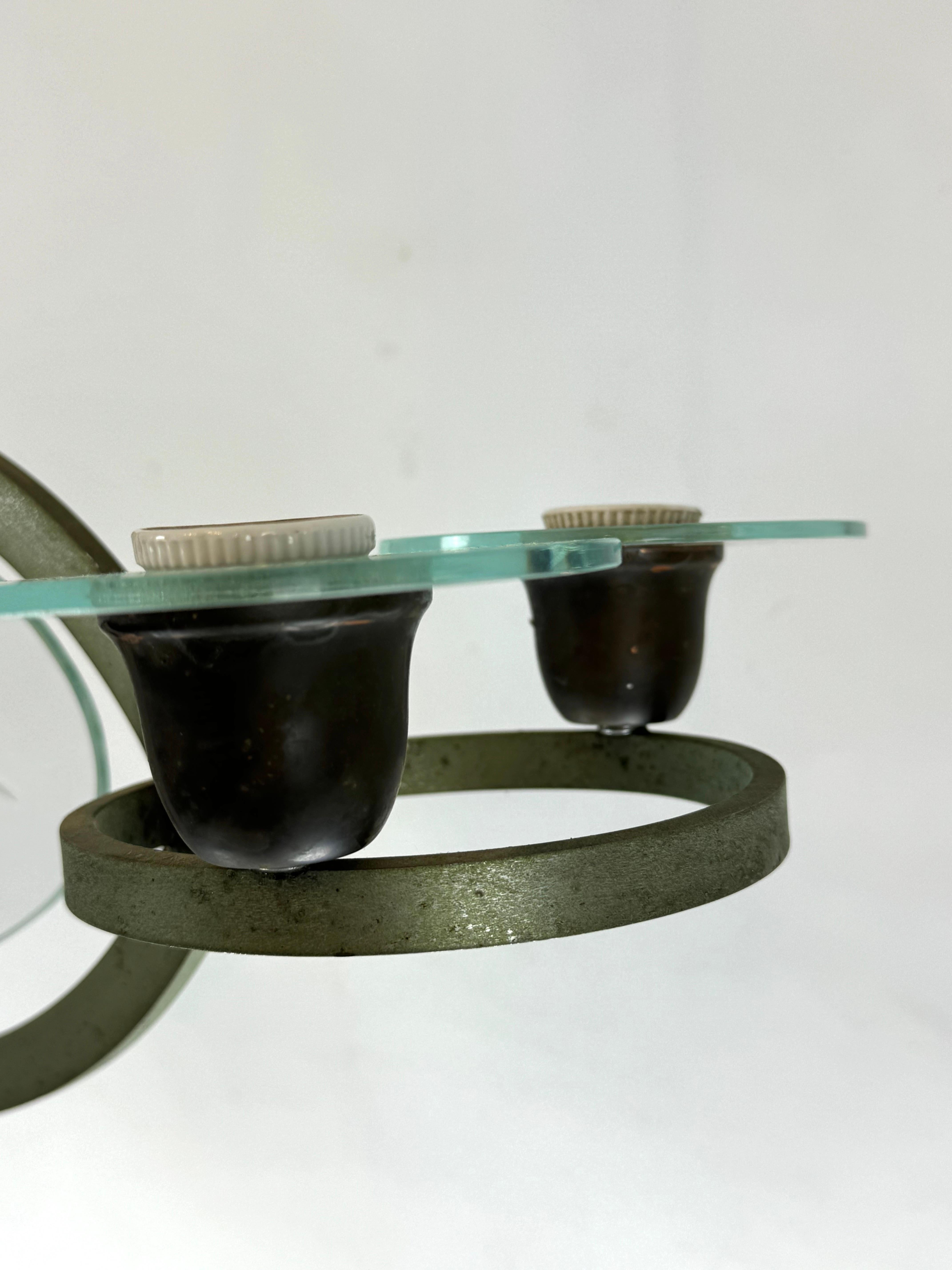 Pietro Chiesa, Art Deco chandelier in solid lacquered brass and glass. Italy 193 For Sale 2