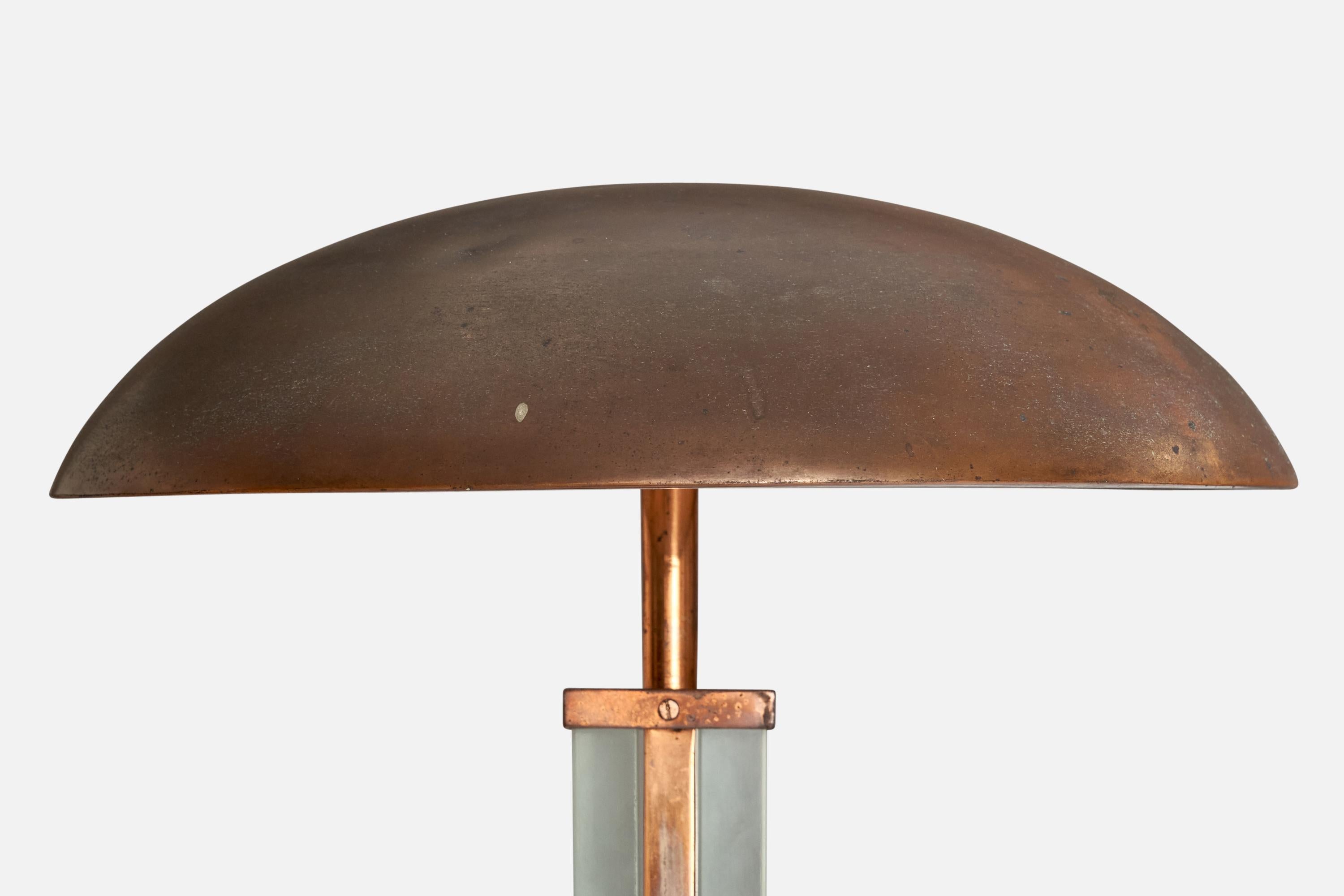 Metà XX secolo Pietro Chiesa Attribuzione, Lampada da tavolo, Rame, Vetro, Italia, anni '30 in vendita
