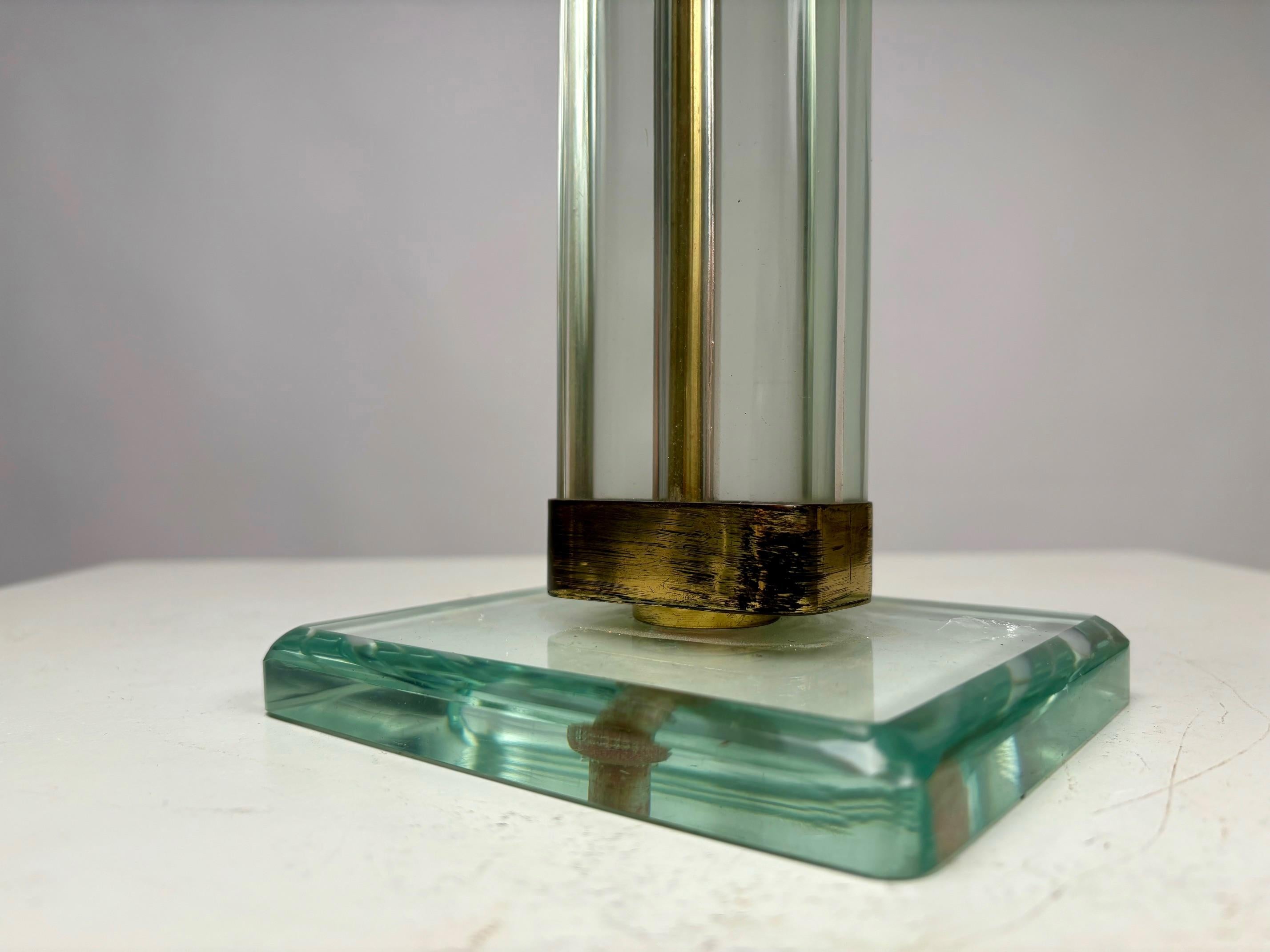 Pietro Chiesa, Brass & Glass Table Lamp for Fontana Arte , Italy (Old Edition) For Sale 4