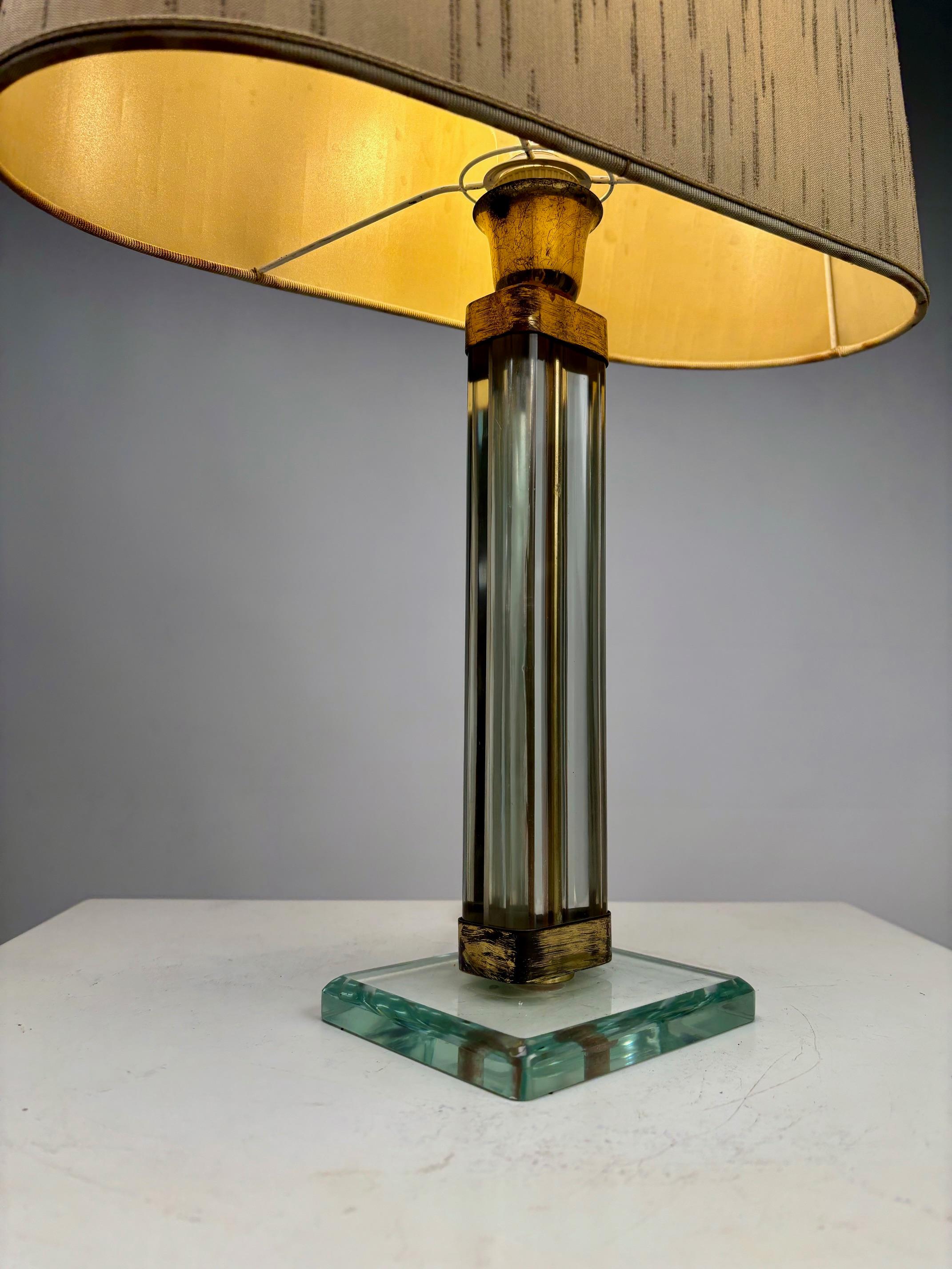 Pietro Chiesa, Brass & Glass Table Lamp for Fontana Arte , Italy (Old Edition) For Sale 1