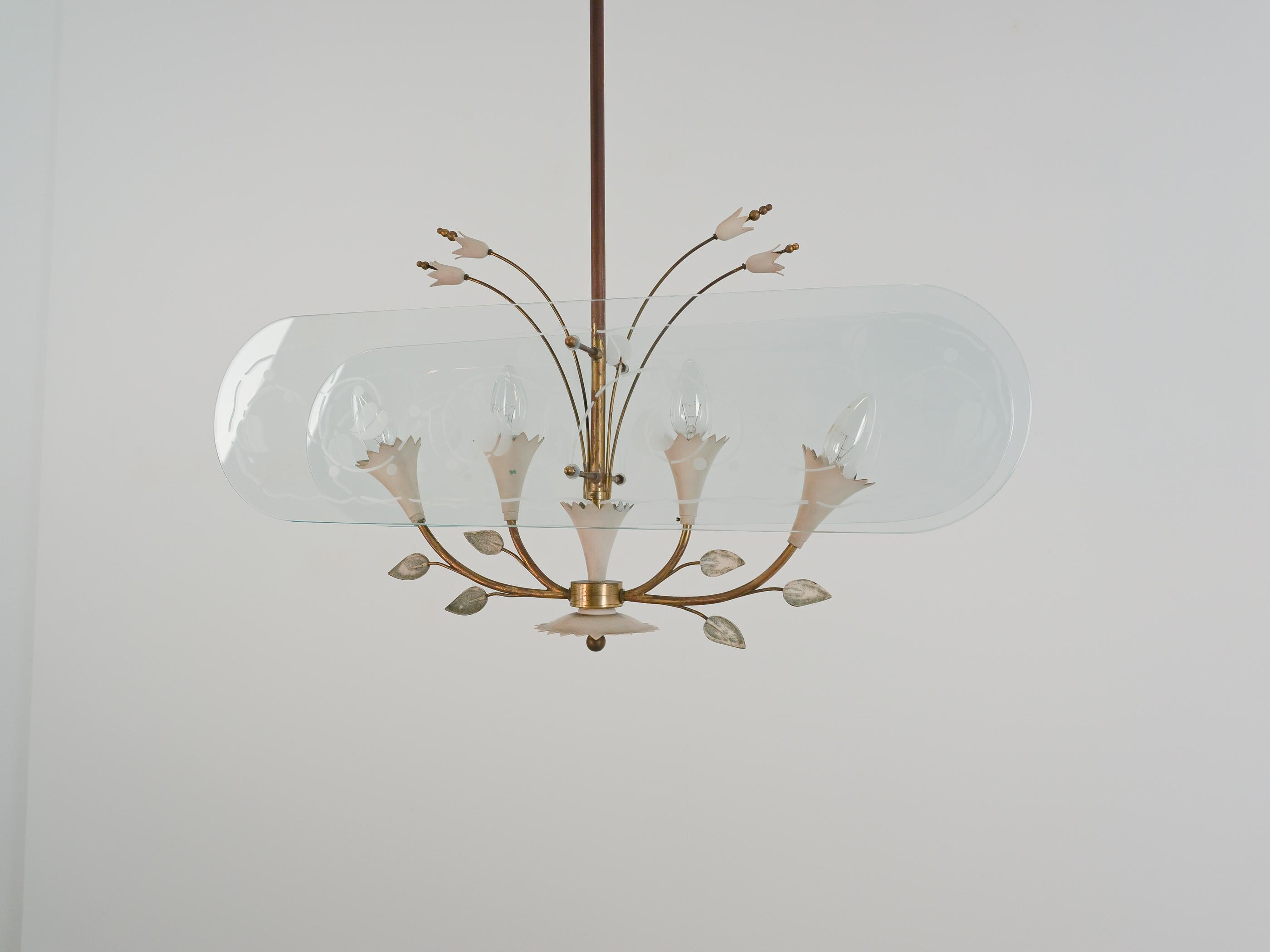 Pietro Chiesa Chandelier Floral Glass with Etched Details Italy, 1950 For Sale 9