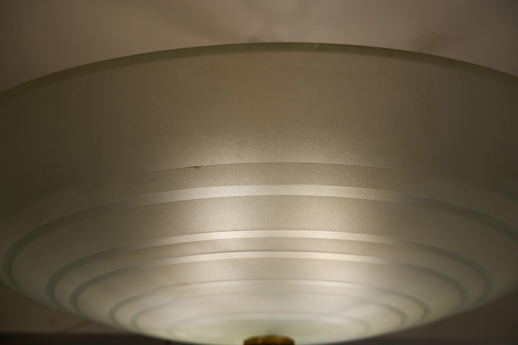 Pietro Chiesa Disk Chandelier for Fontana Arte, circa 1936 In Good Condition In Brussels, BE