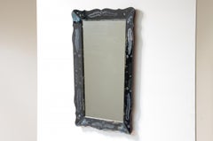 Pietro Chiesa elegant mirror with shaped frame in cut and engraved gl