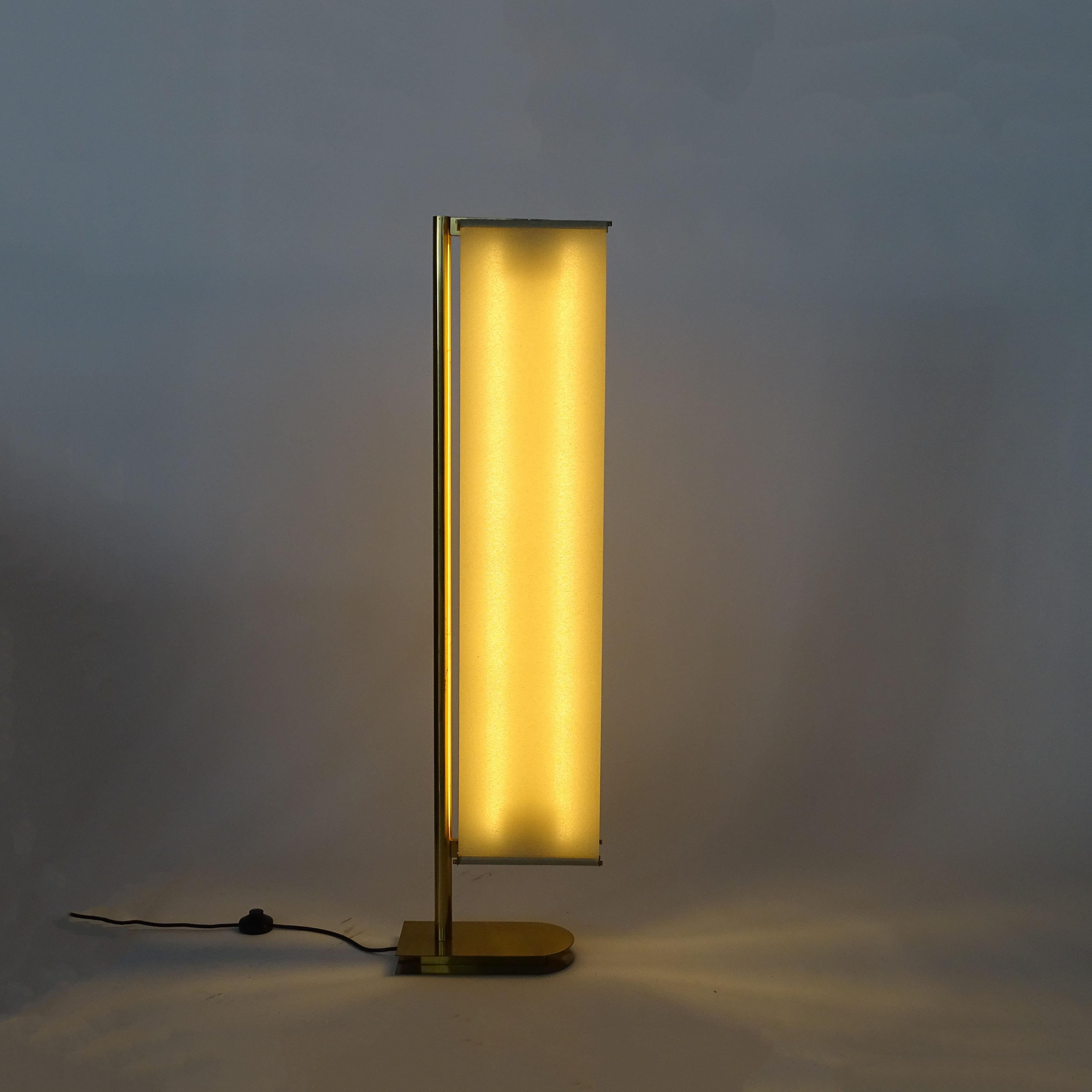 Pietro Chiesa Floor Lamp in brass and linen for Fontana Arte, Italy 1933 4