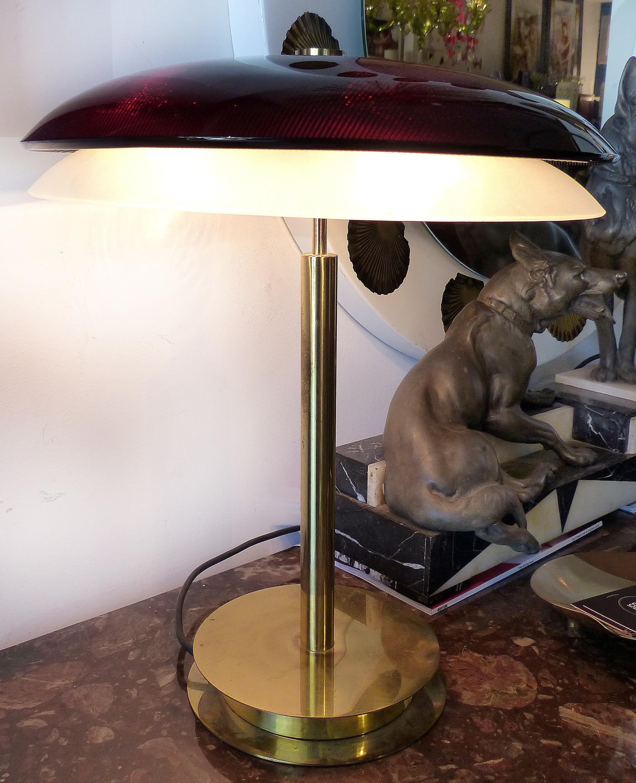 Mid-Century Modern Pietro Chiesa Fontana Arte Bis/Tris Glass Table Lamp in Brass, Signed