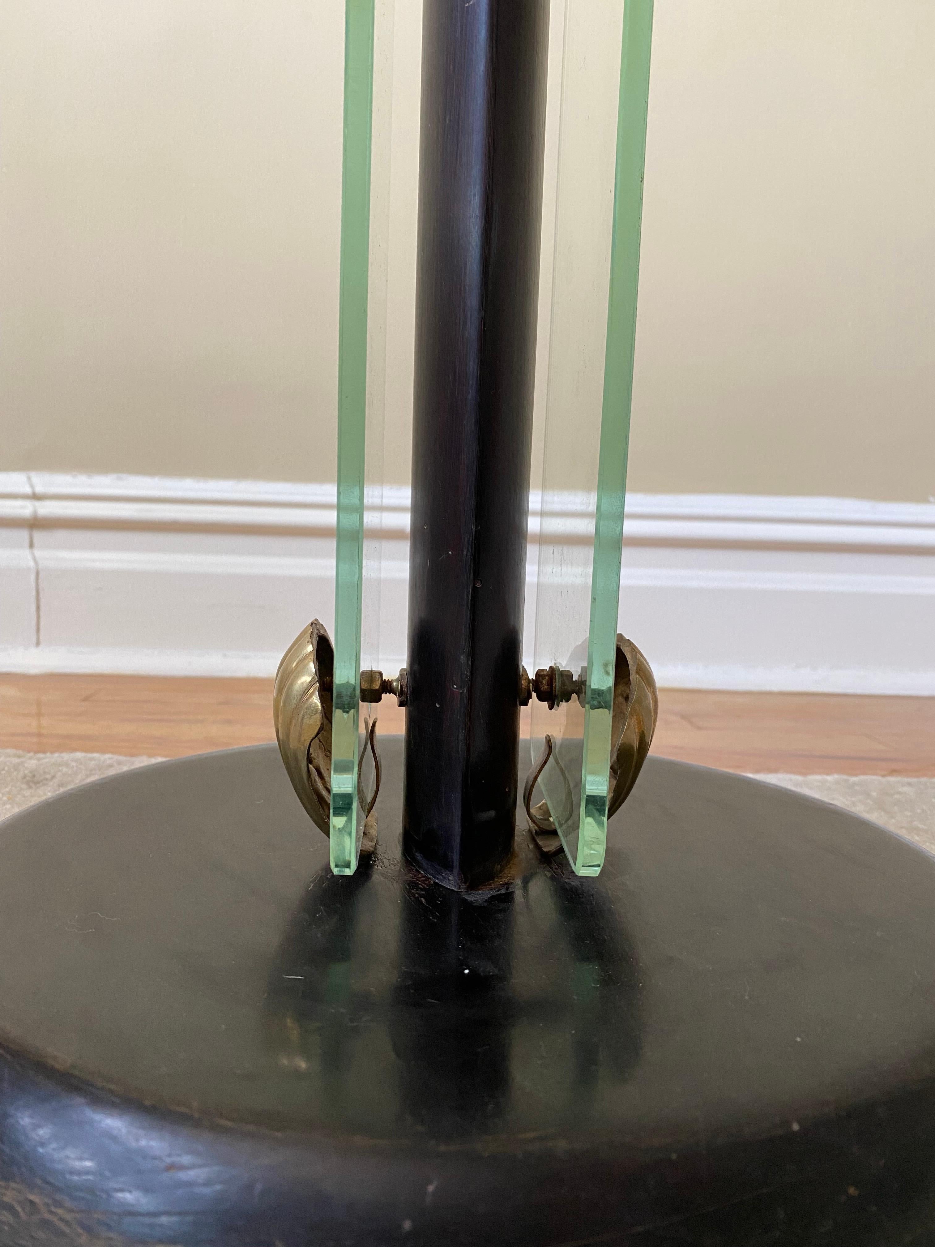 Pietro Chiesa Fontana Arte Attributed Floor Lamp In Good Condition For Sale In New York, NY