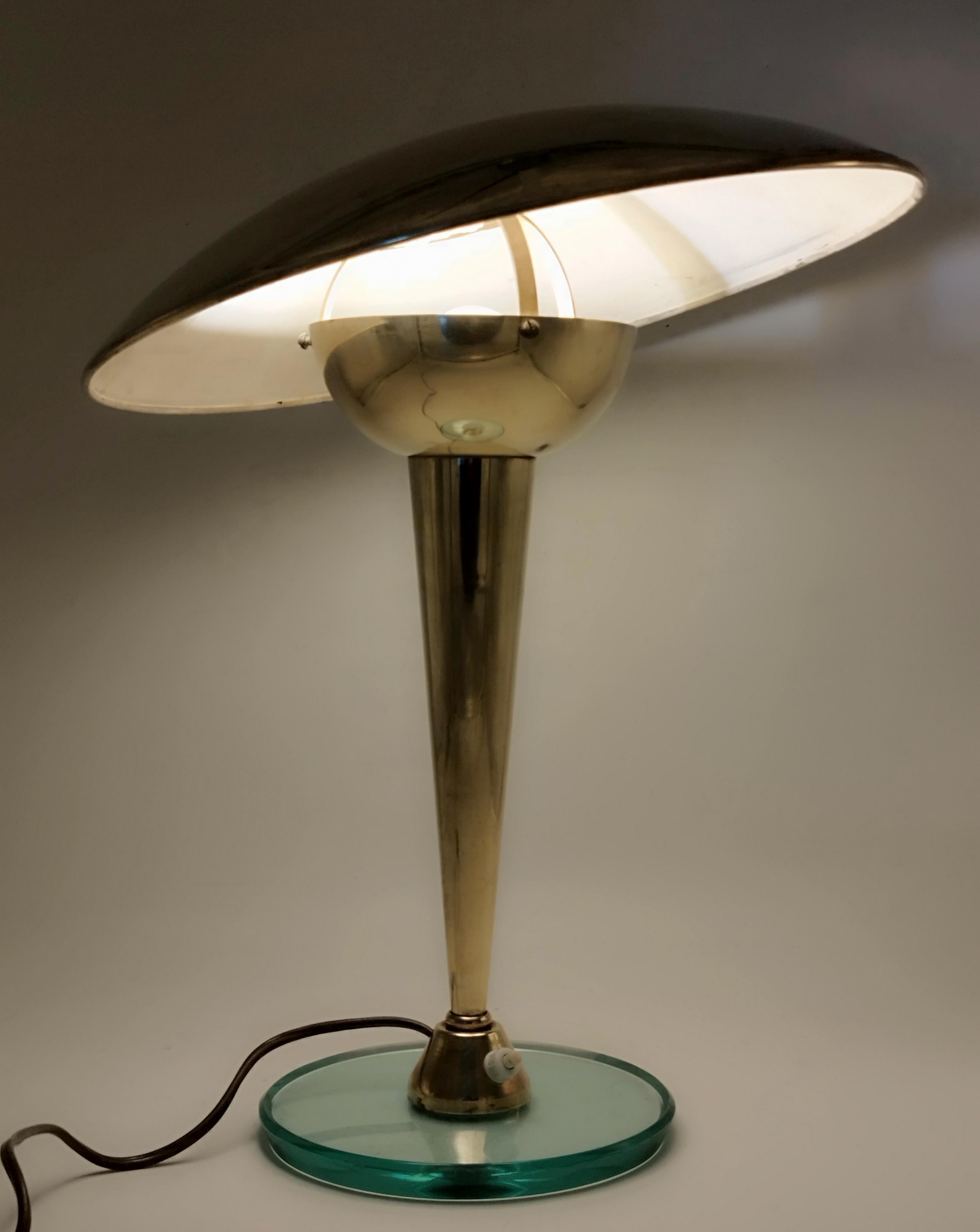Pietro Chiesa for Fontana Arte Brass Table Lamp, Italy 1950s 3