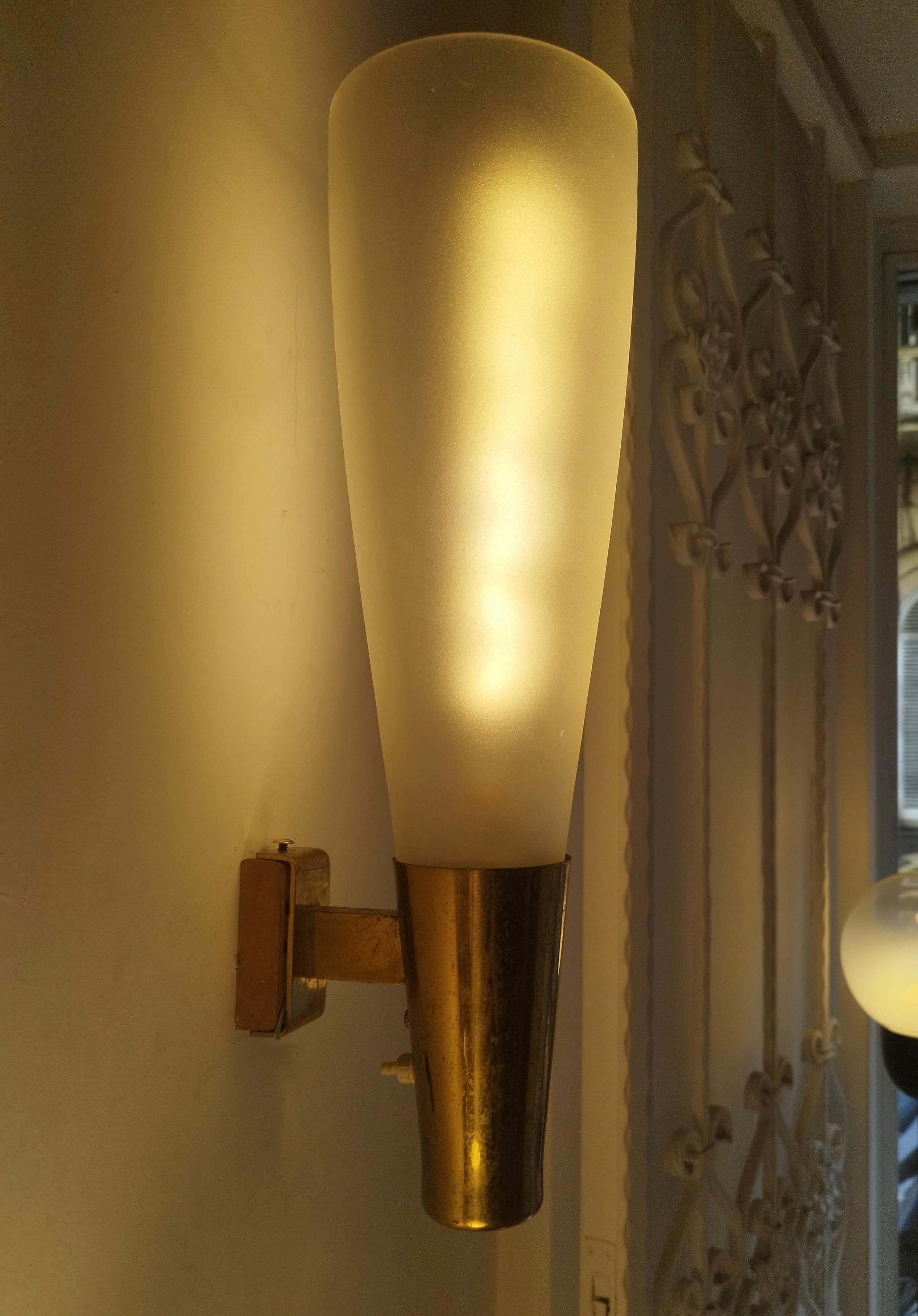 Pietro Chiesa for Fontana Arte Model 1537 Wall Lamp, Italy 1940s In Good Condition For Sale In Naples, IT