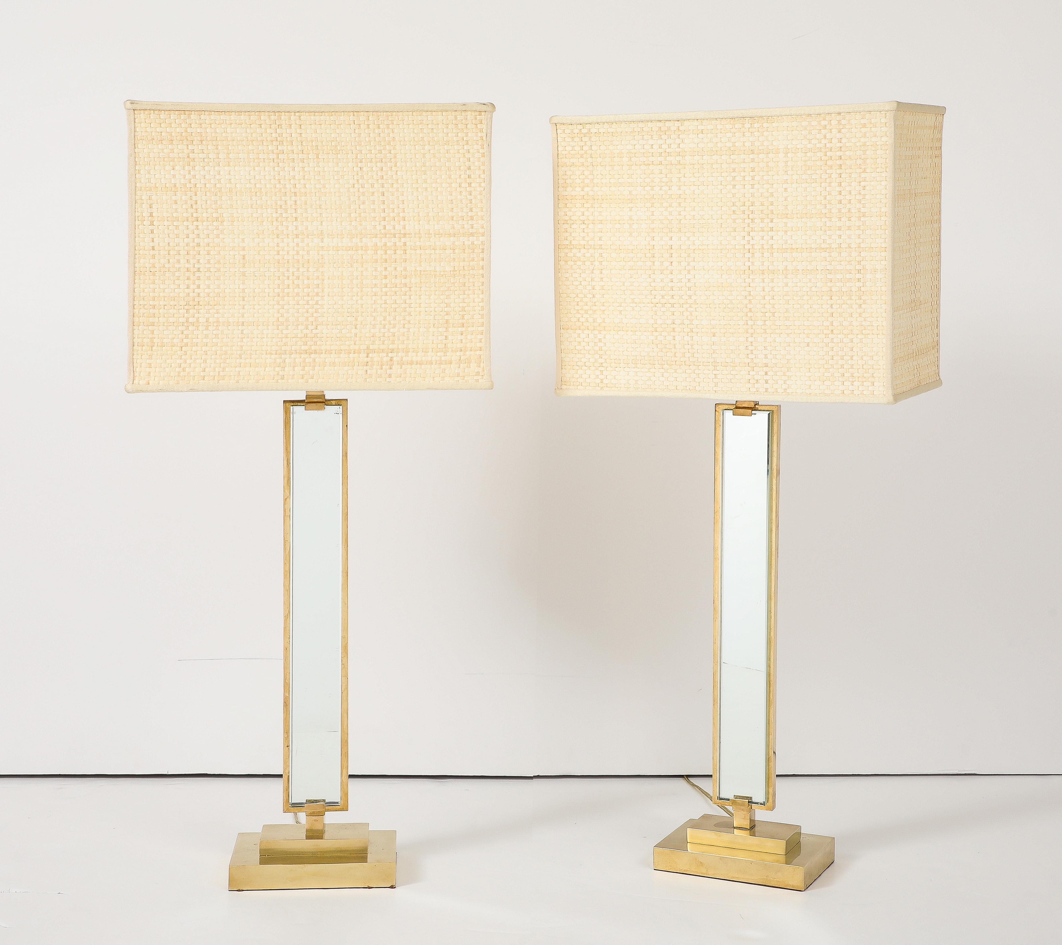 Pietro Chiesa for Fontana Arte Pair of Glass and Brass Lamps, Italy, 1930's For Sale 1