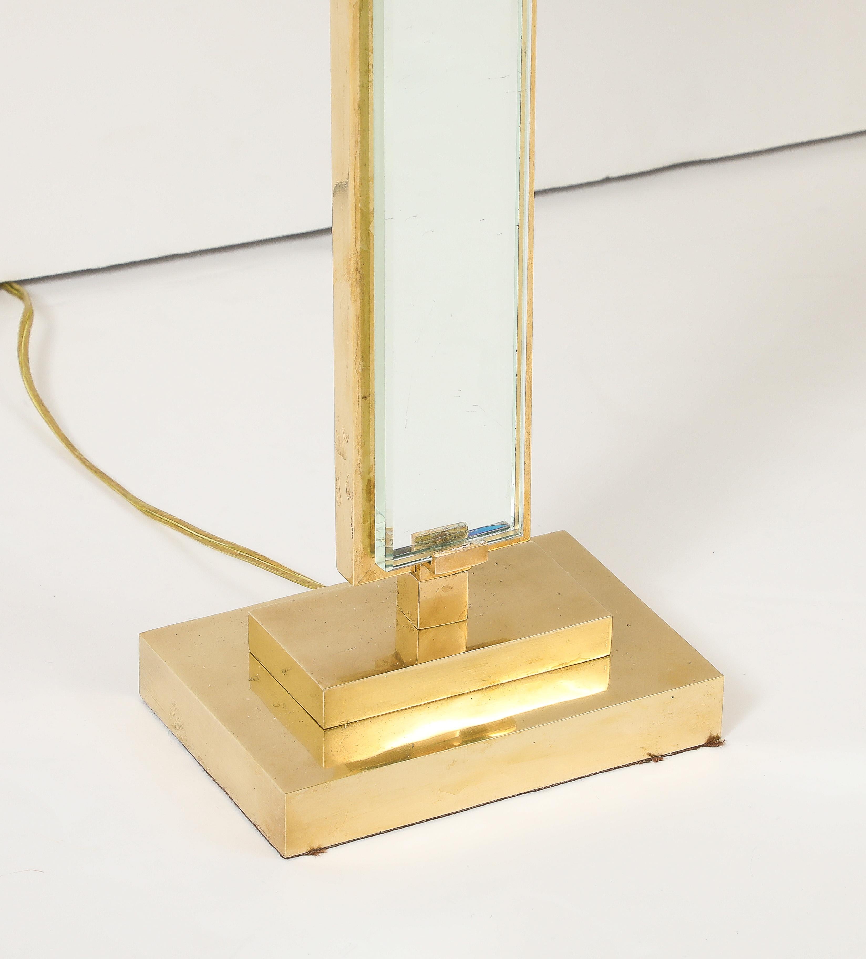 Pietro Chiesa for Fontana Arte Pair of Glass and Brass Lamps, Italy, 1930's For Sale 2