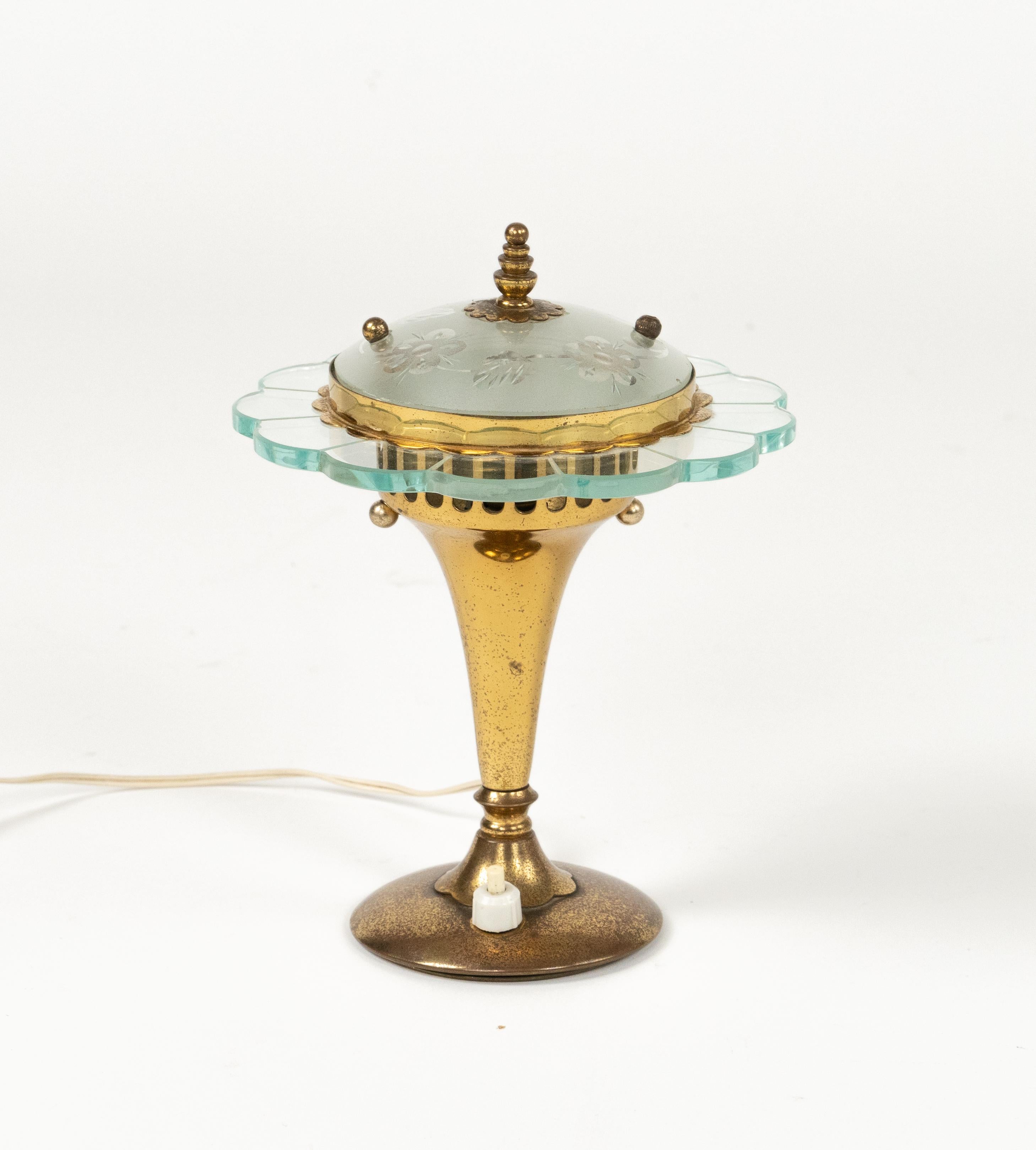 Pietro Chiesa für Fontana Arte, Paar Tischlampen aus Messing und Glas, Italien 1950er Jahre im Angebot 4