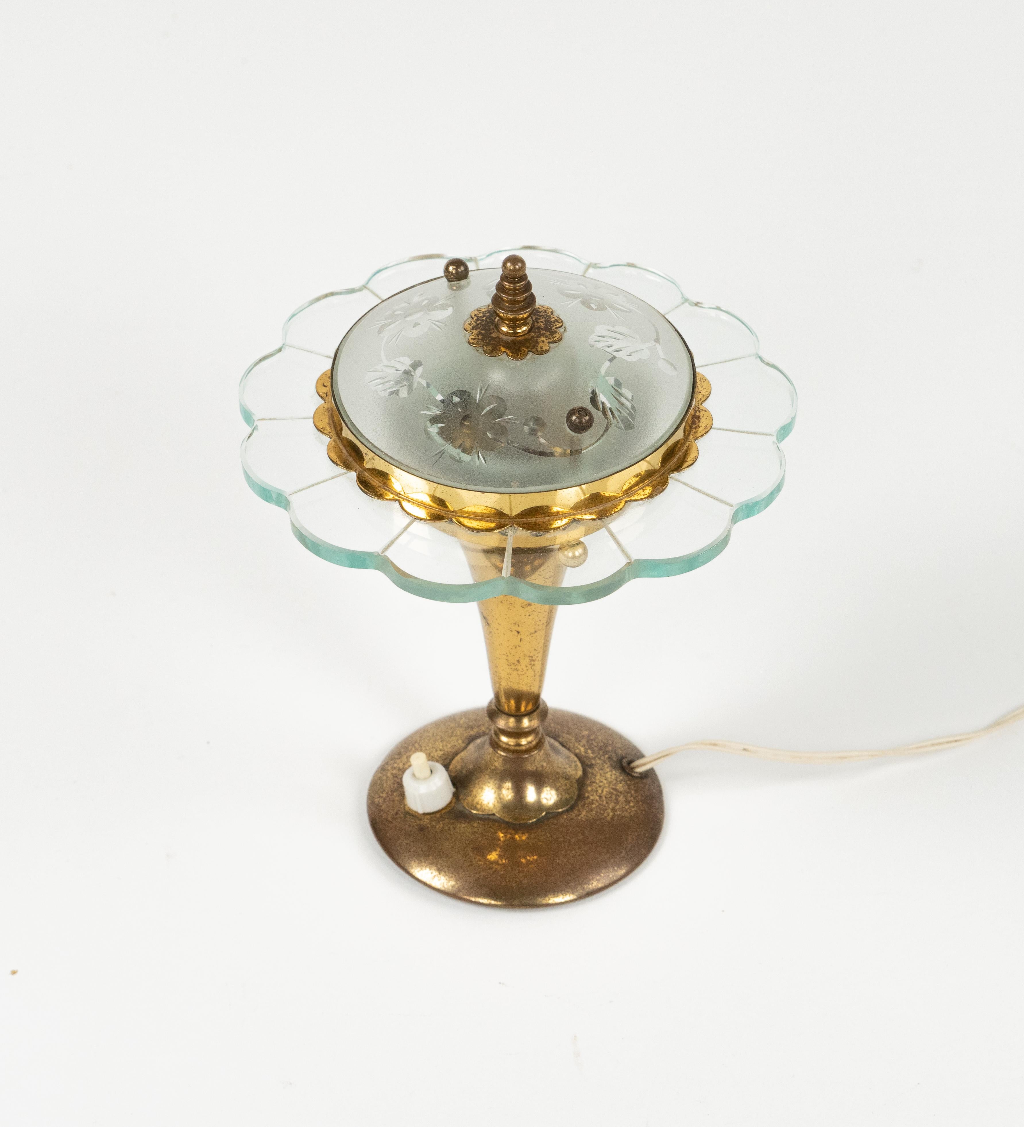 Pietro Chiesa für Fontana Arte, Paar Tischlampen aus Messing und Glas, Italien 1950er Jahre (Metall) im Angebot