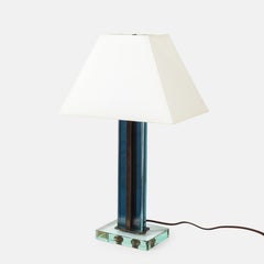 Pietro Chiesa per Fontana Arte Rara lampada da tavolo in ottone blu e vetro trasparente, anni '40