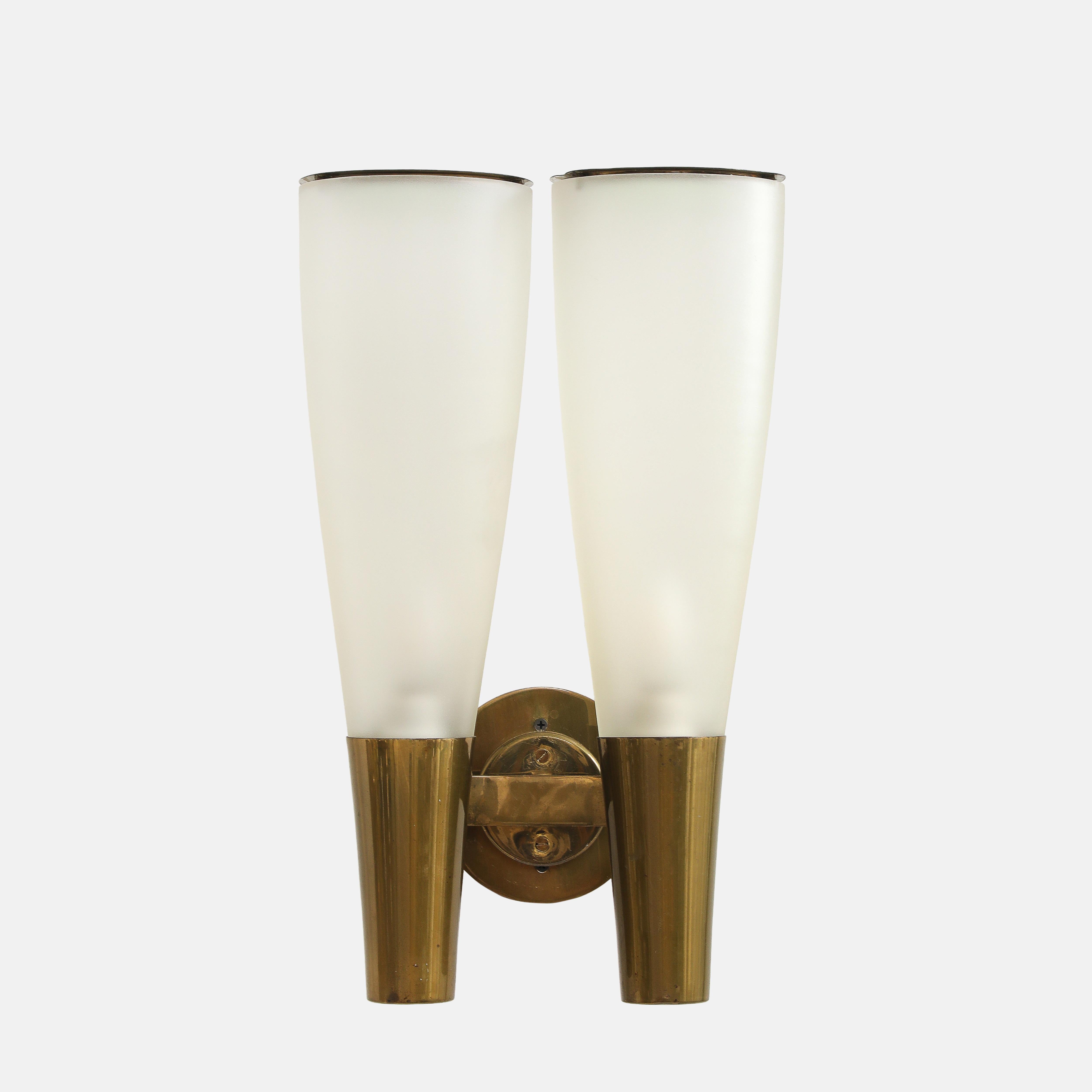 Pietro Chiesa for Fontana Arte Rare Pair of Large Sconces Model 1537, 1940s For Sale 3