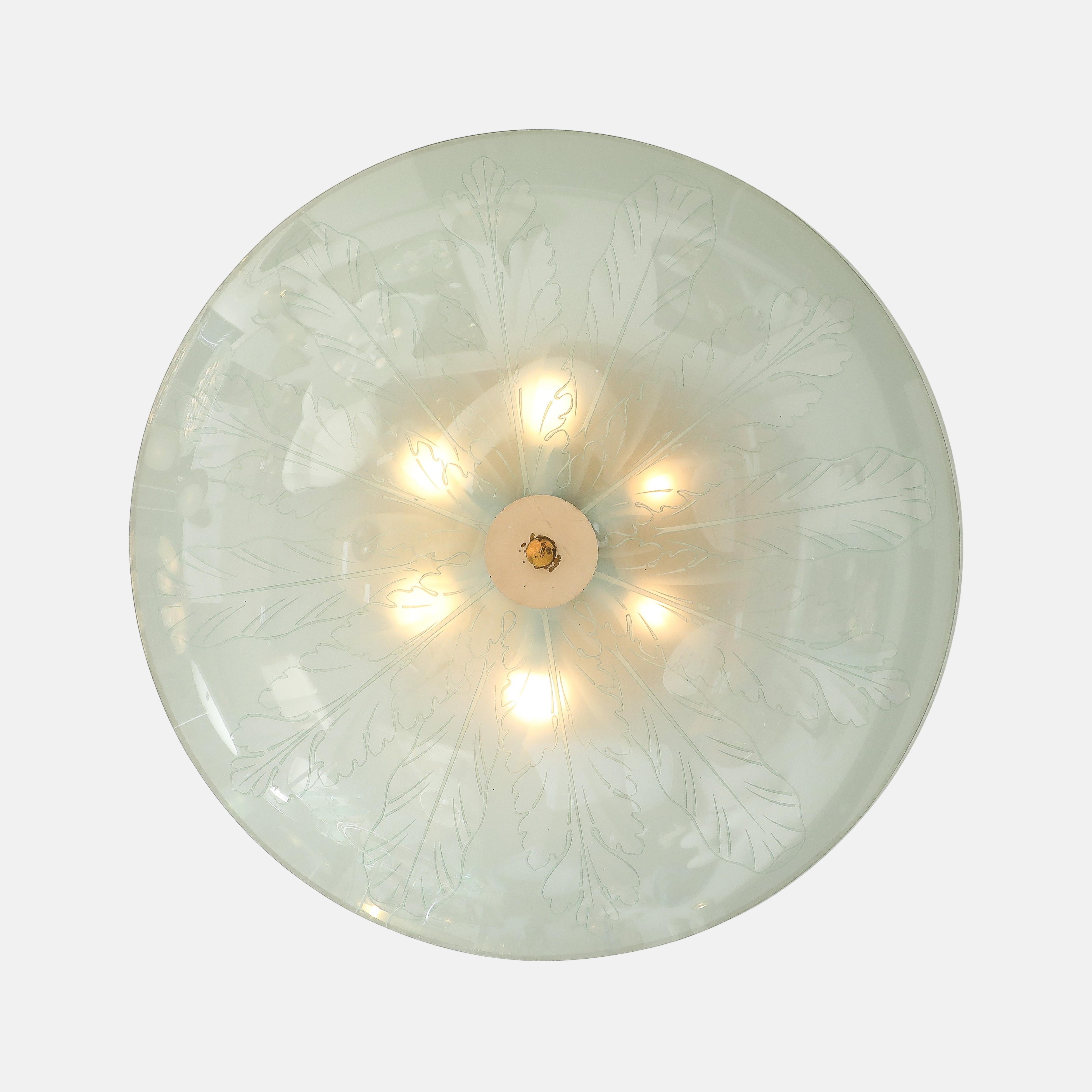 italien Pietro Chiesa for Fontana Arte Semi-Flush Mount Etched Glass Ceiling Light 1930s en vente