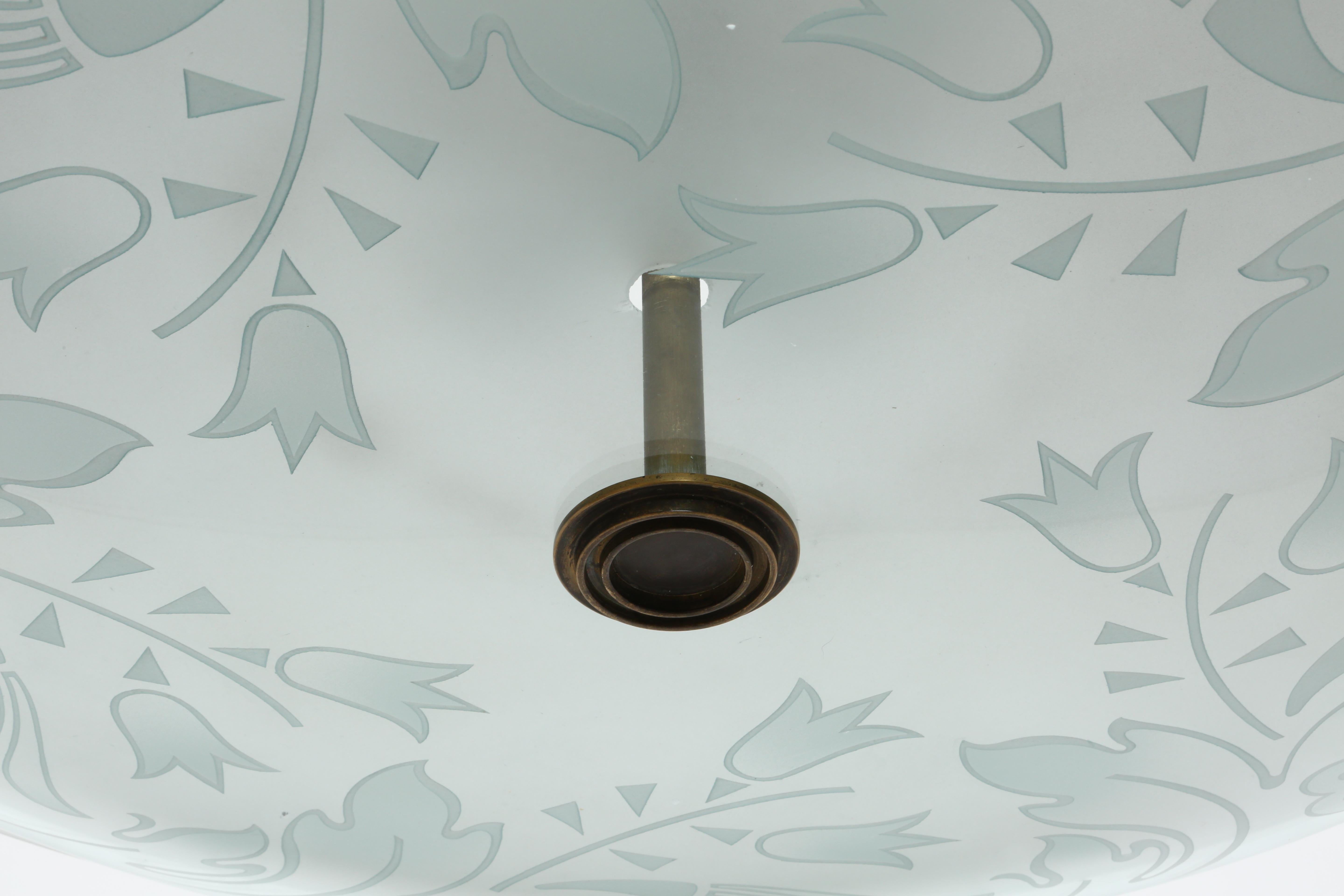 Ottone Fontana Arte di Pietro Chiesa è una lampada a soffitto a sospensione in vendita