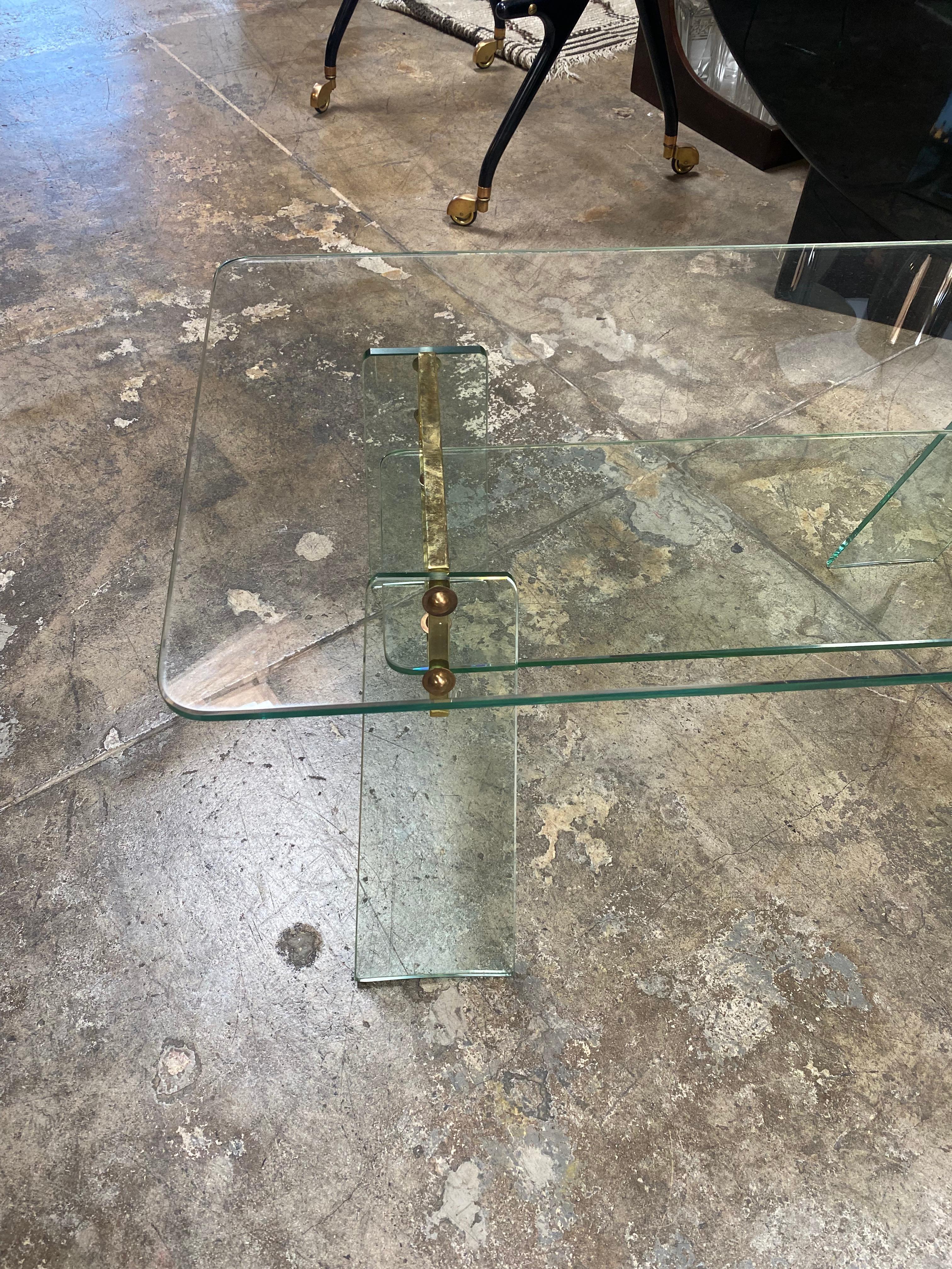 Pietro Chiesa Glass and Brass Italian Cocktail Table for Fontana Arte, 1930s In Good Condition In Los Angeles, CA
