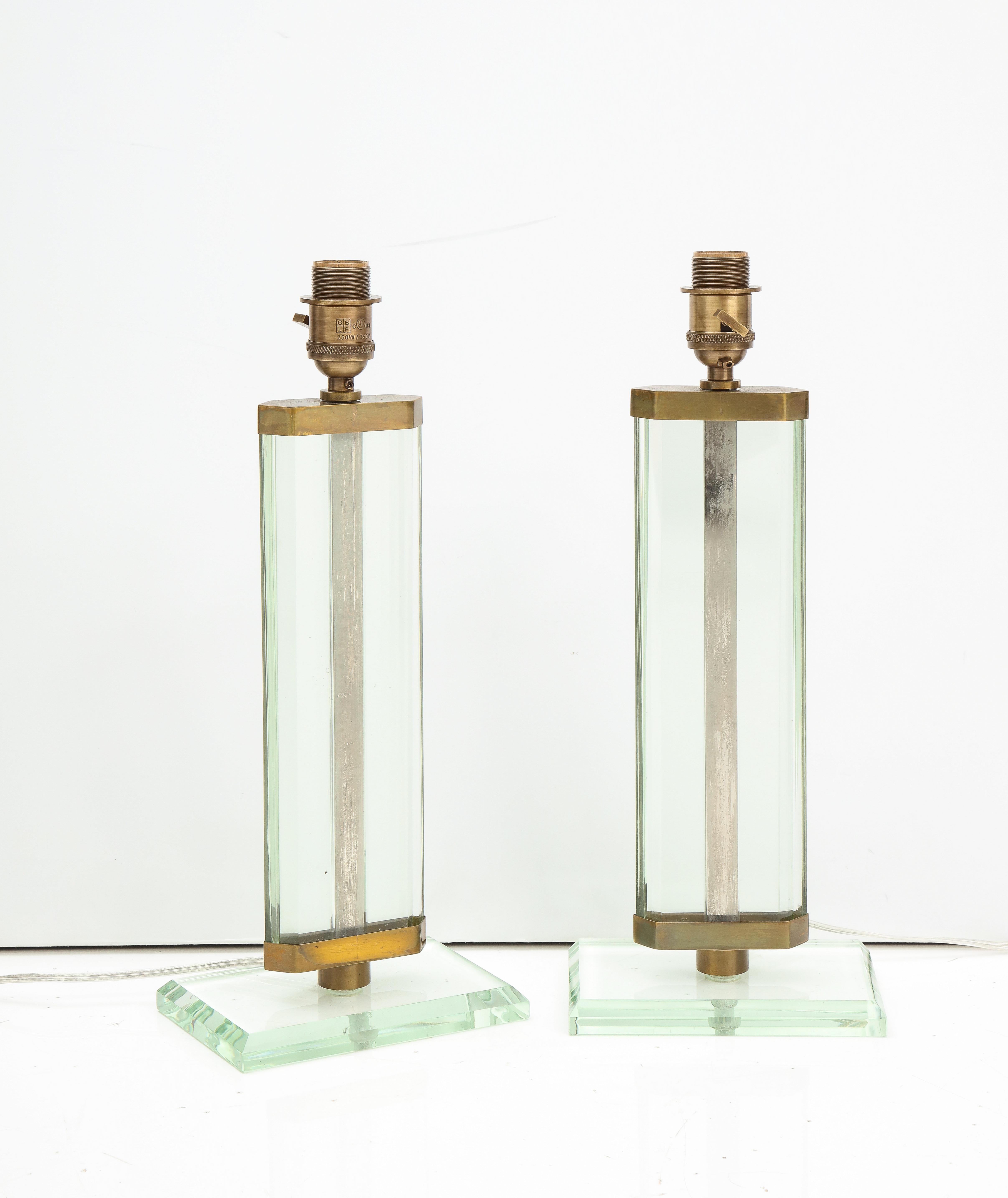 Pietro Chiesa Pair of Fontana Arte Glass & Brass Lamps, Italy, 1940's For Sale 5