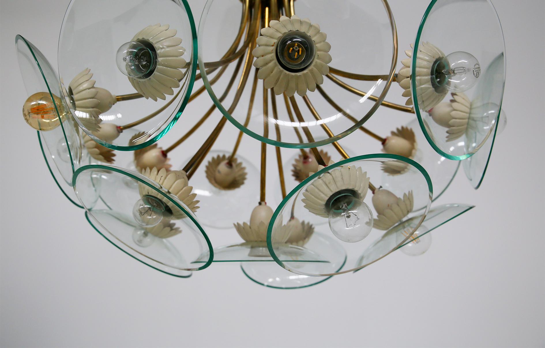 Pietro Chiesa Rare Italian Chandelier for Fontana Arte in Brass and Crystal 1940 In Good Condition In Milano, IT