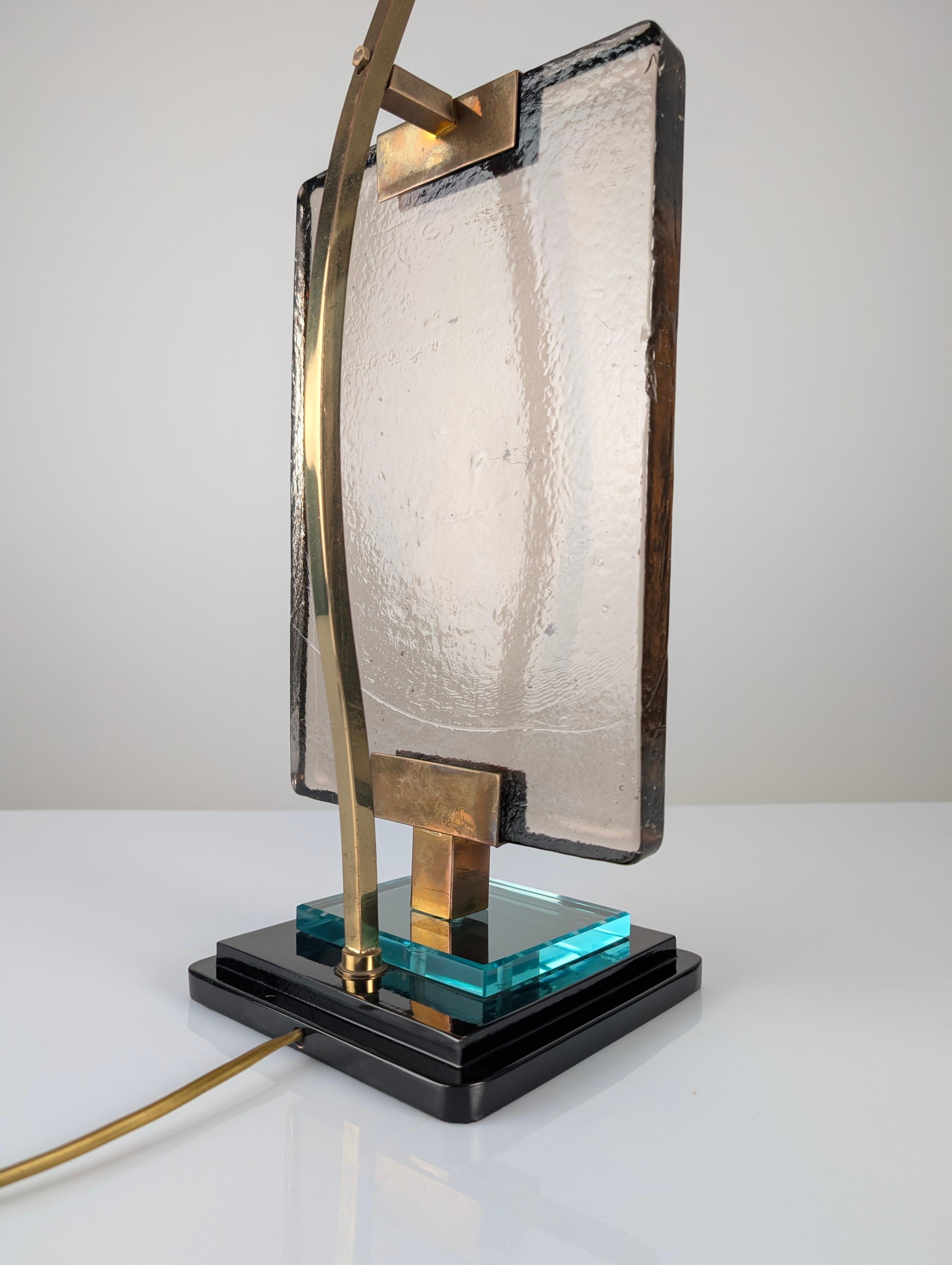 Lampe de table Pietro Chiesa pour Fontana Arte en verre et laiton Bon état - En vente à Benalmadena, ES
