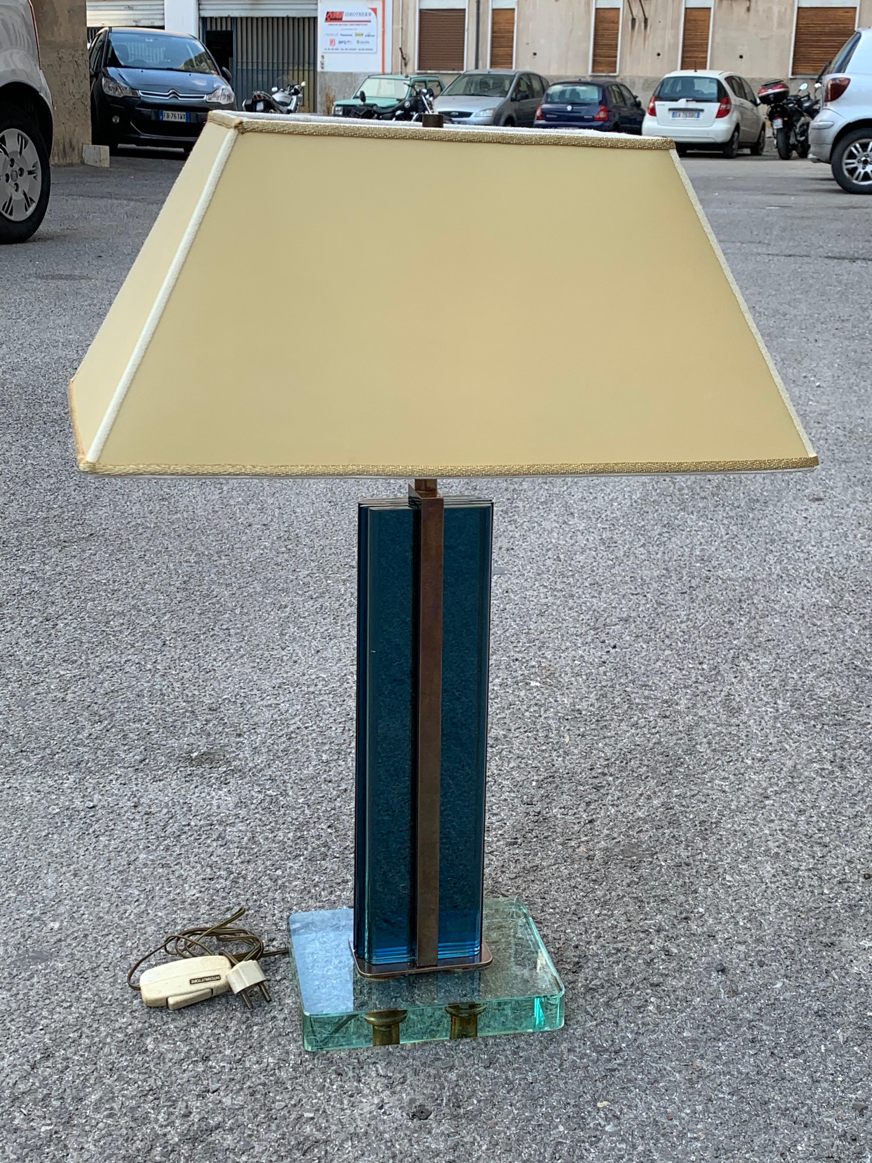 Lampe de bureau italienne Pietro Chiesa Fontana Arte 1940 en laiton et cristal bleu en vente 14
