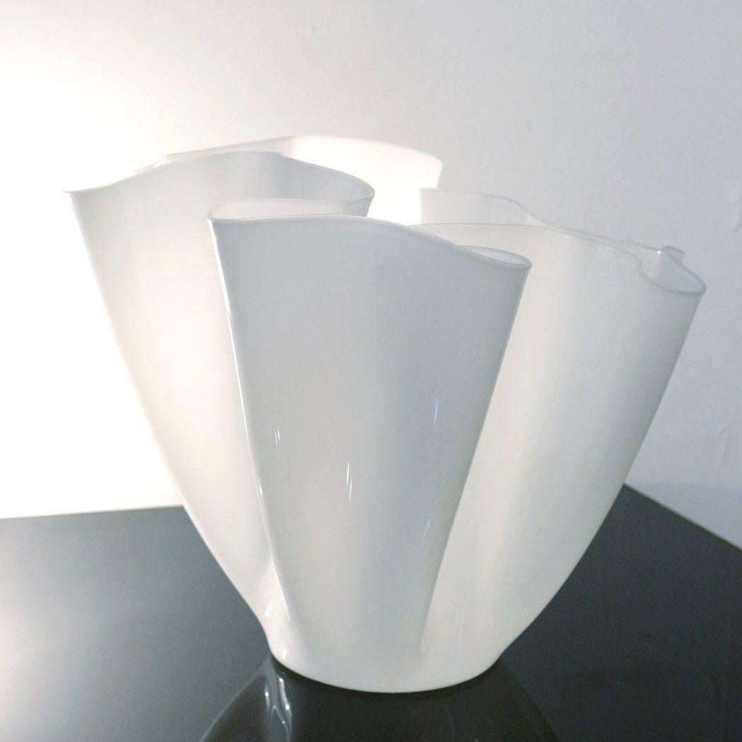 Blown Glass Pietro  CHIESA Vase Cartoccio modèle crée en 1932 edition Fontana Arte vers 1950 For Sale