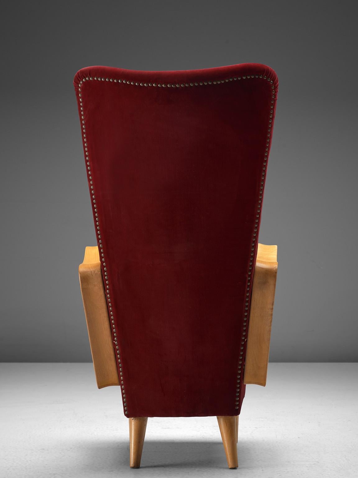 Pietro Lingeri Paar Lounge-Sessel mit hoher Rückenlehne und Samtpolsterung  (Mitte des 20. Jahrhunderts) im Angebot