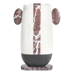 Vase en marbre Pietro de Matteo Cibic
