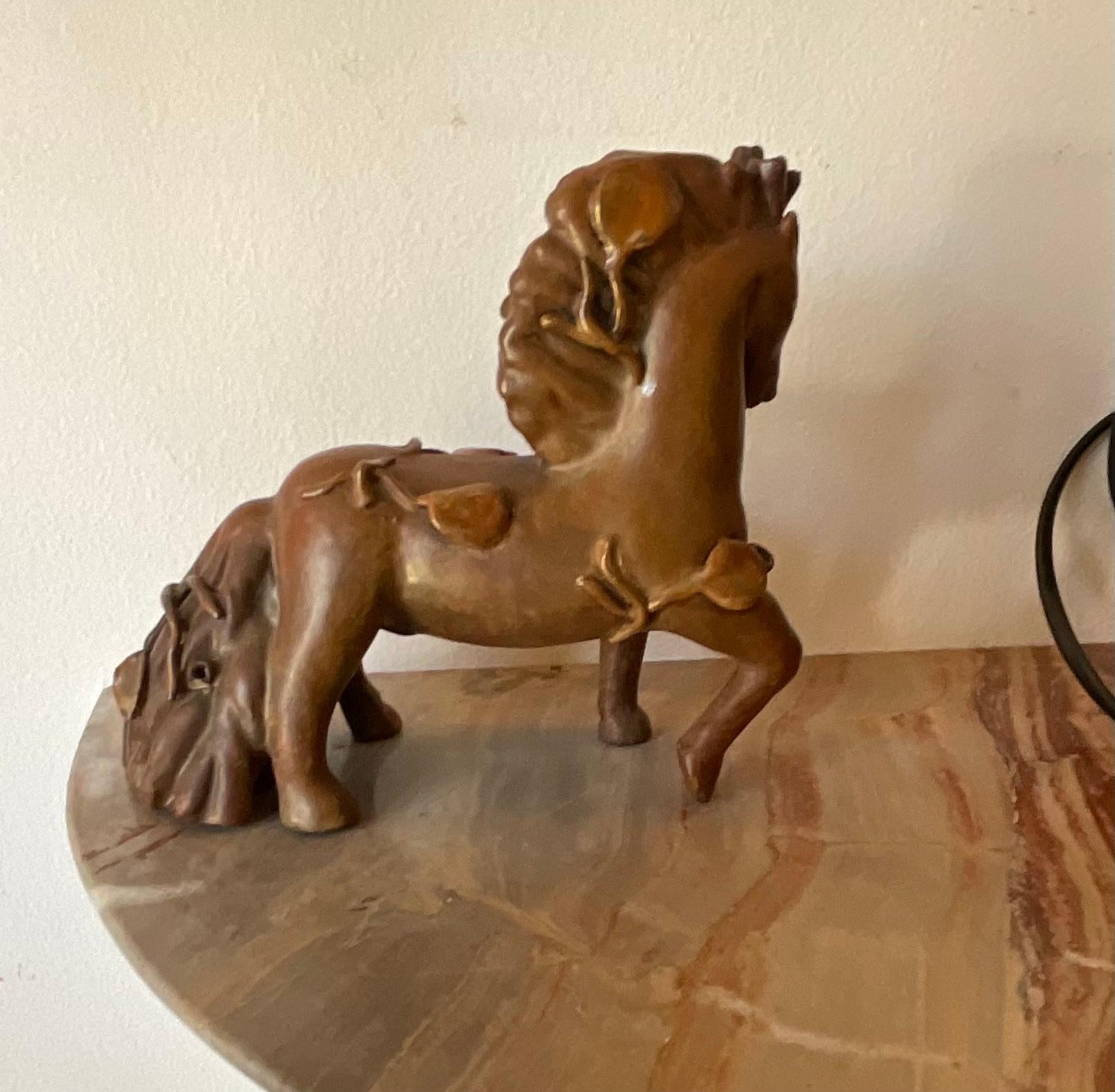 PIETRO MELANDRI - Cavallino in ceramica foglie in rilievo smaltate - ITALIA 1960 Cerámico en venta