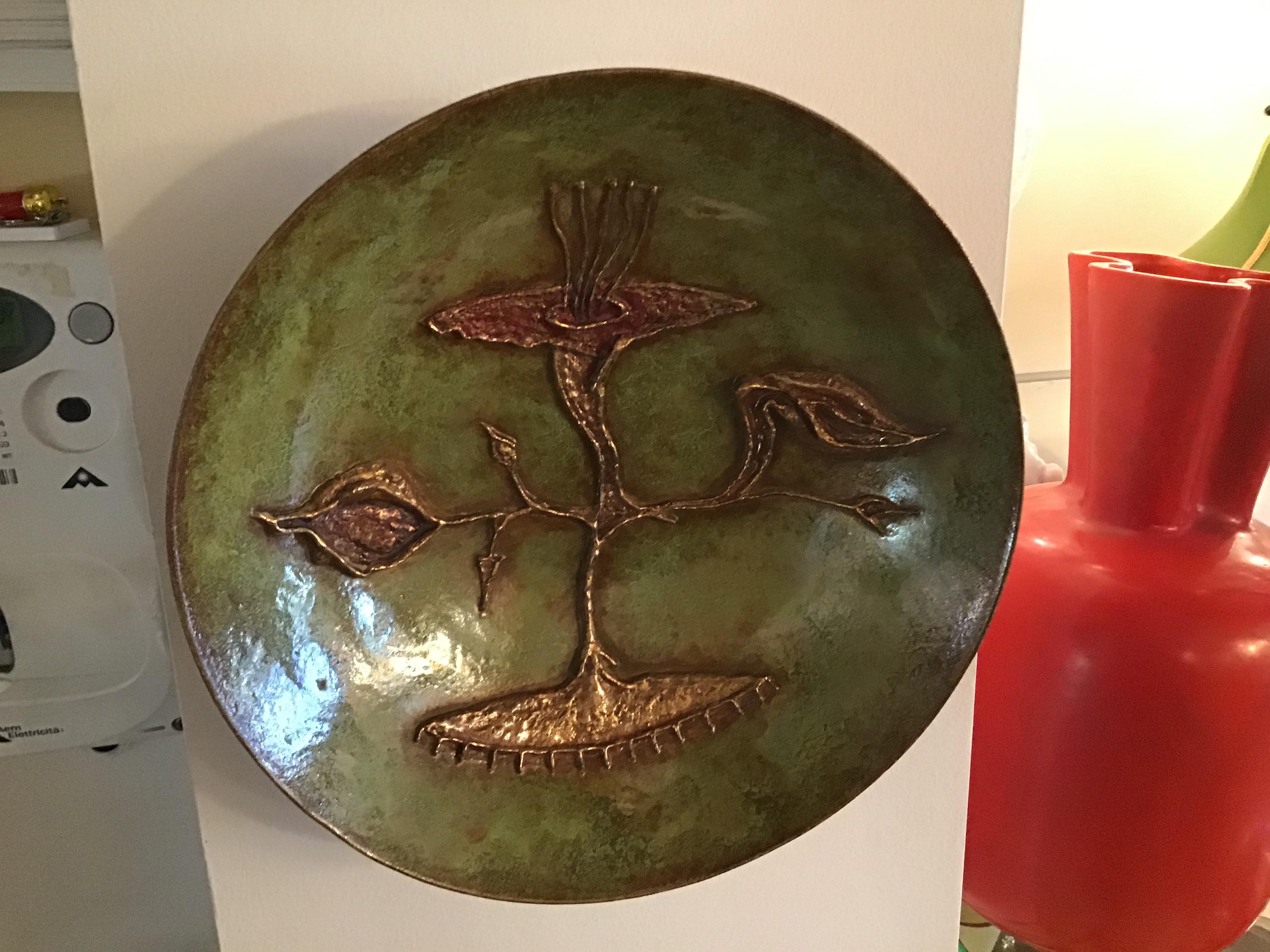 Italiano Pietro Melandri Centrotavola o piatto decorativo da parete in ceramica, 1950, Italia in vendita