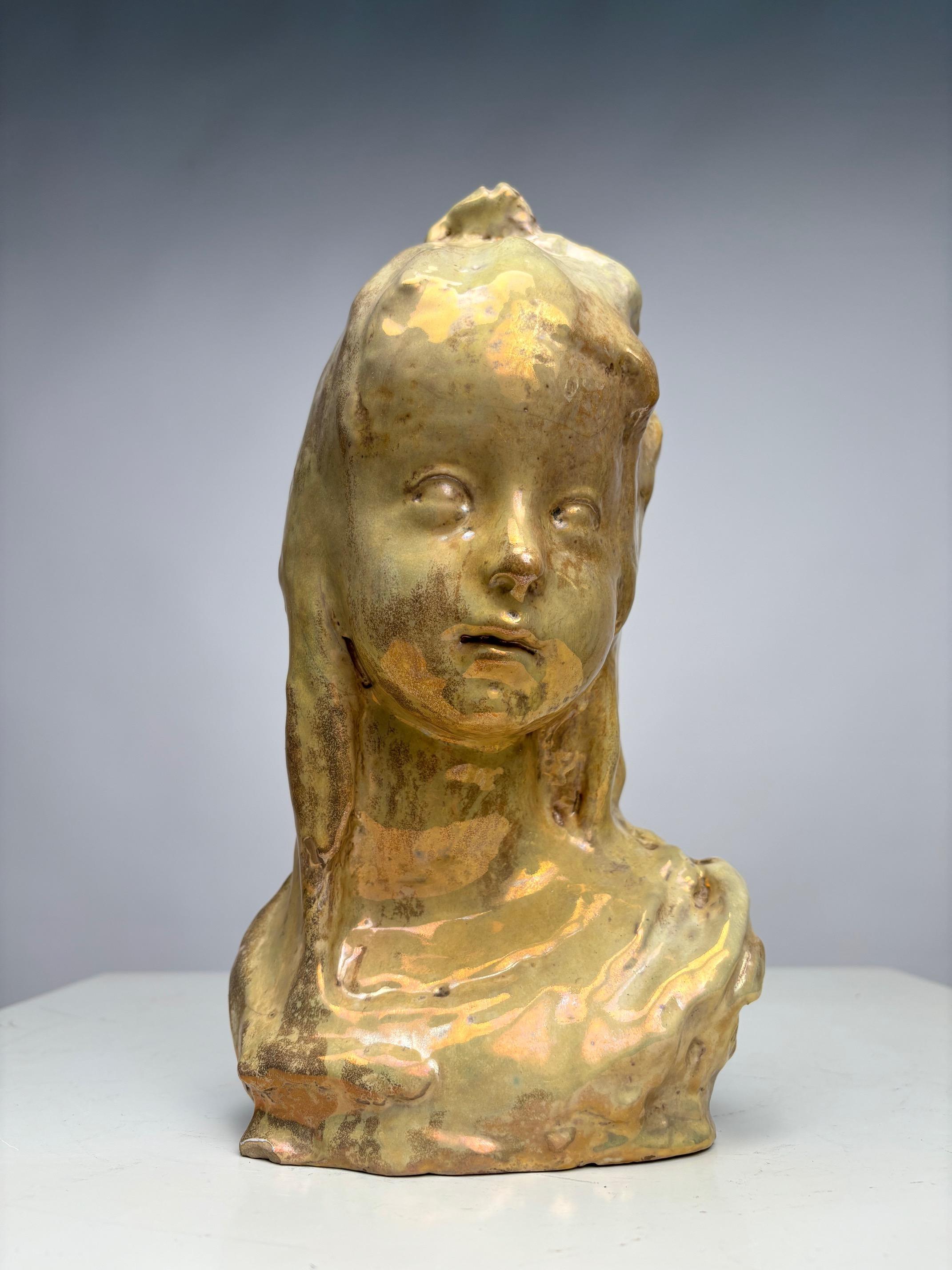 Pietro Melandri, Cabeza de niña basada en un diseño de Domenico Matteucci (Firmado) en venta 3