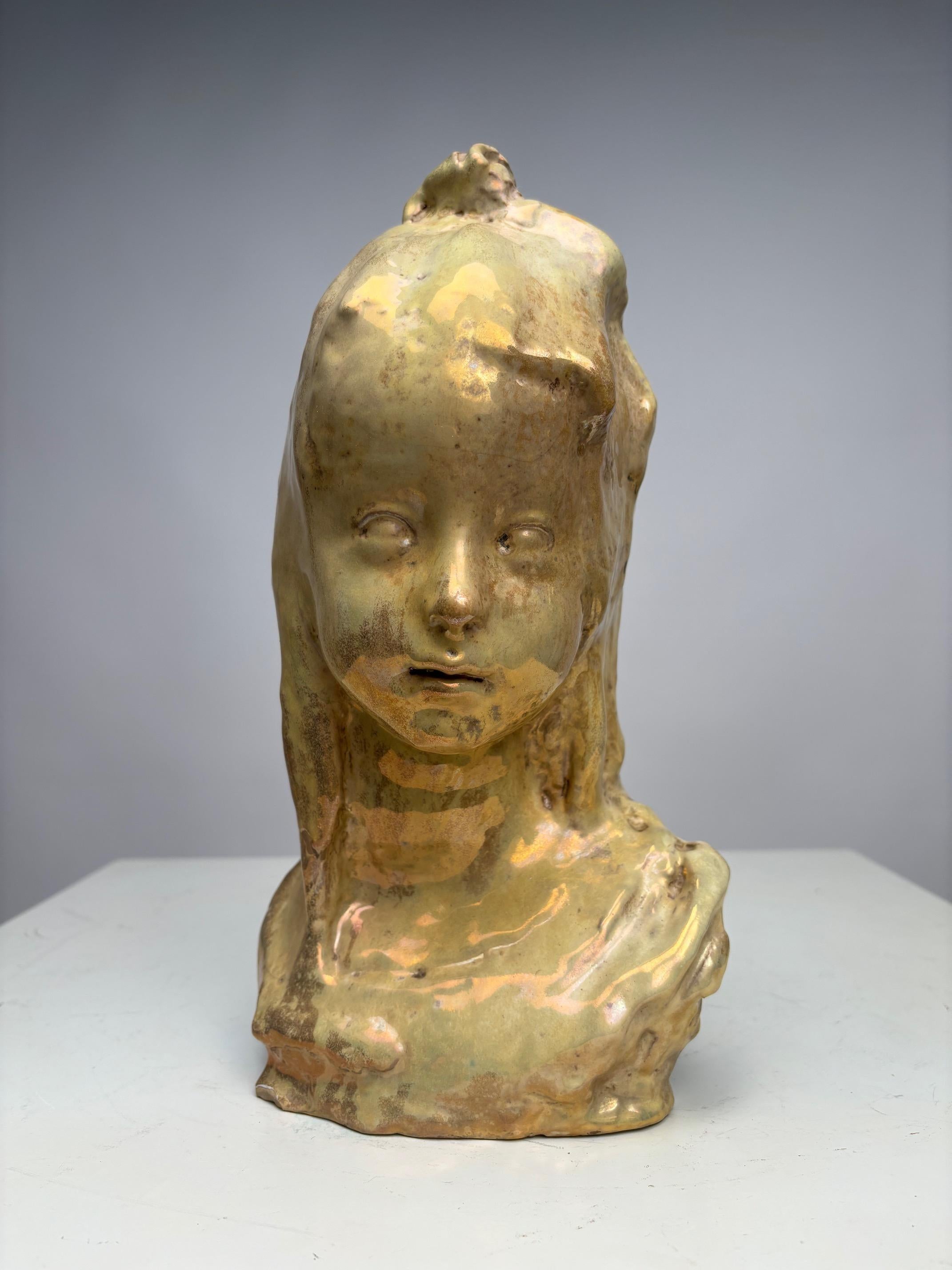 Pietro Melandri, Cabeza de niña basada en un diseño de Domenico Matteucci, Italia, años 50

Obra preciosa y refinada, firmada al pie por el autor