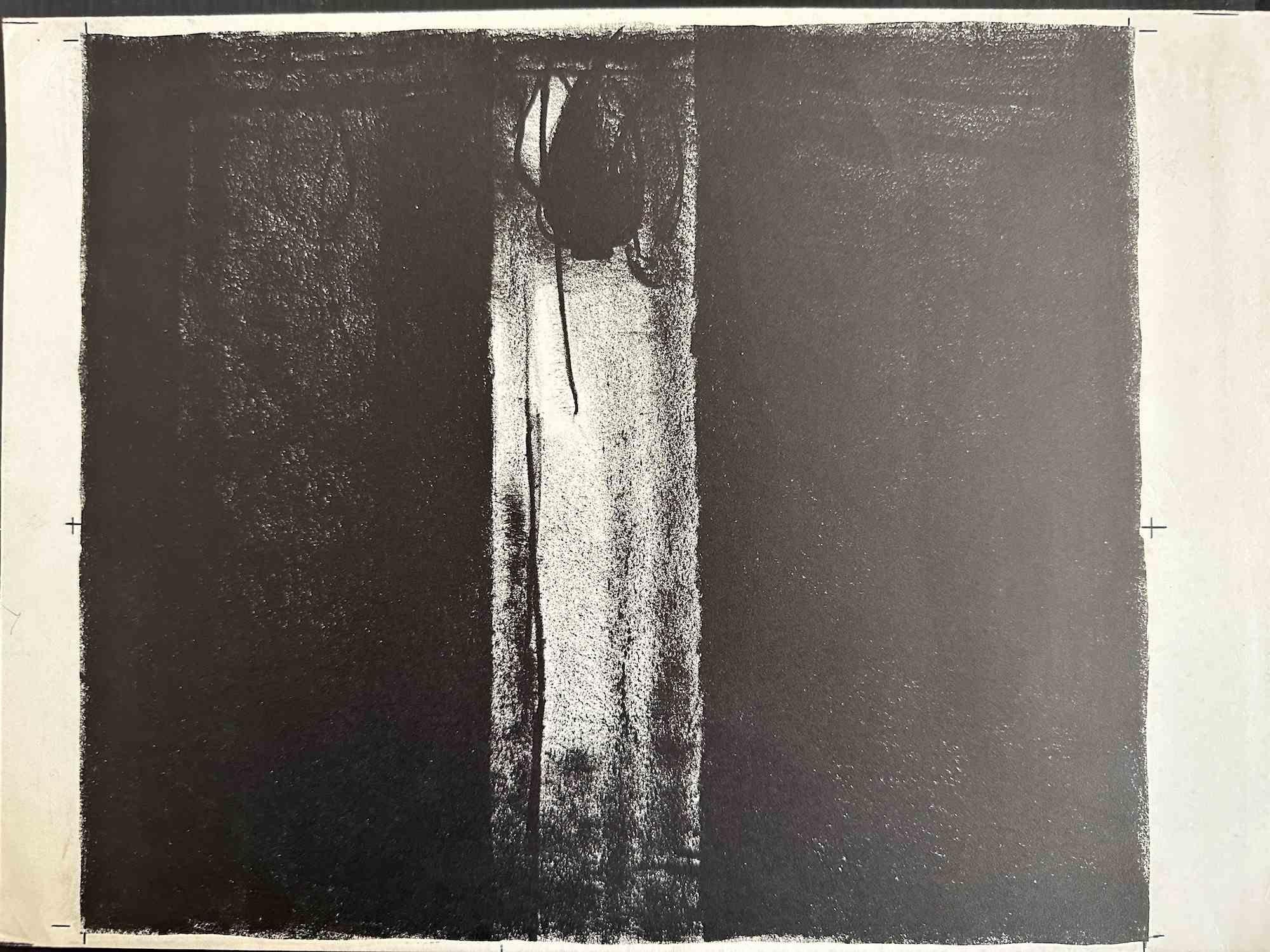 Light in Darkness is a lithograph print on paper realized by Pietro Pizzicinnella in 1983 and Dedicated to Marisa Busanel.

Good conditions with aged margins.

The artwork is represented poetically in a minimalistic authentic style.