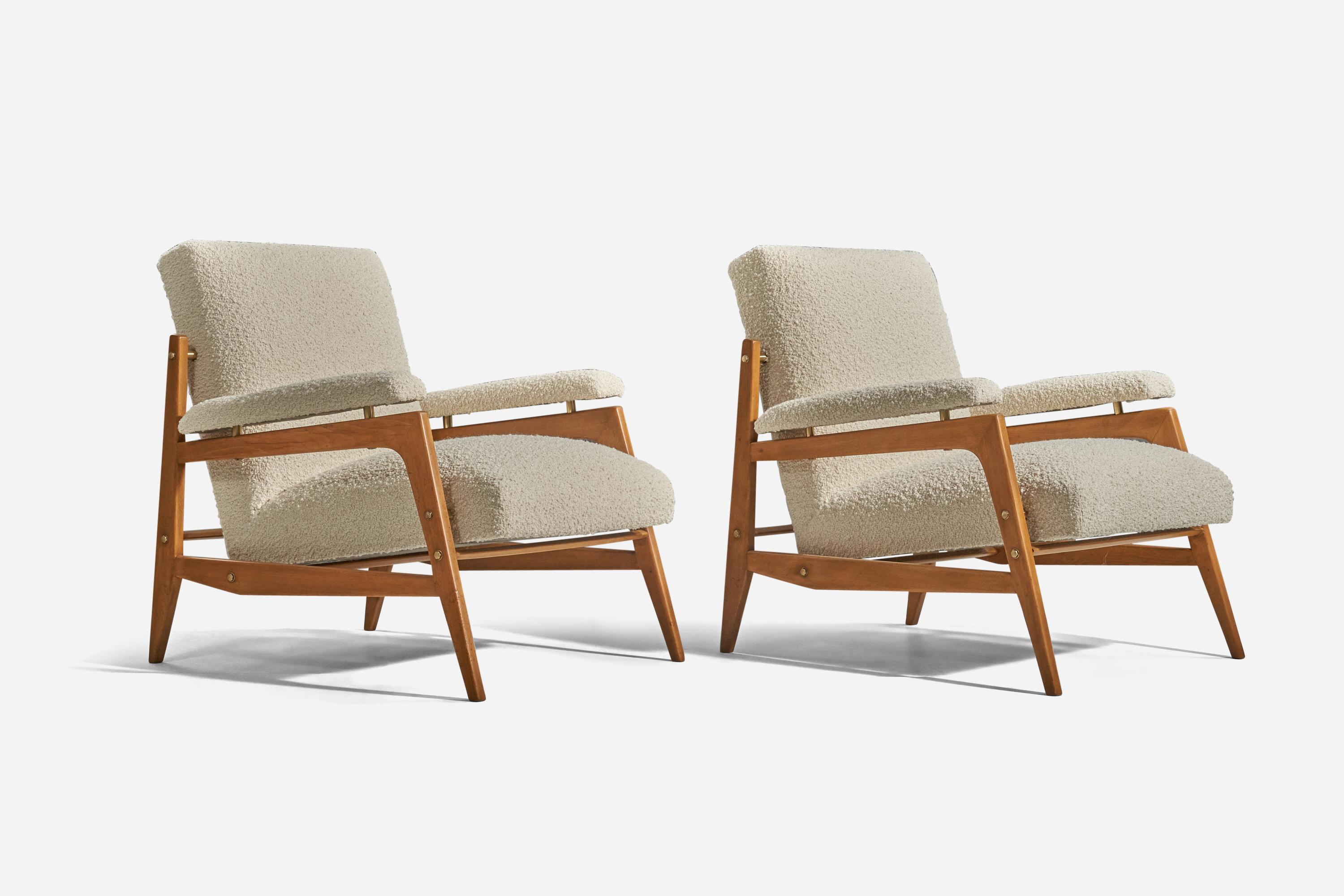 Mid-Century Modern Pietro Rochester, Lounge Chairs, Wood, Brass, White Fabric, Italy, 1950s