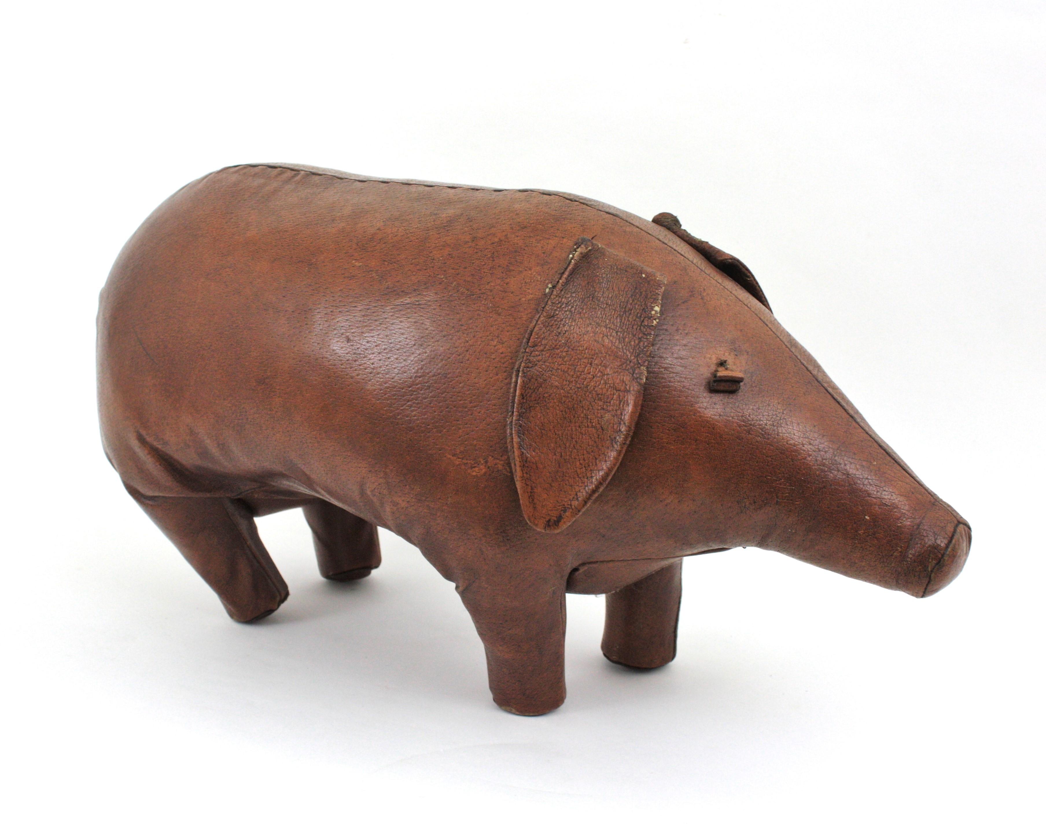 Tabouret Pig de Dimitri Omersa en cuir Brown, années 1950 en vente 3