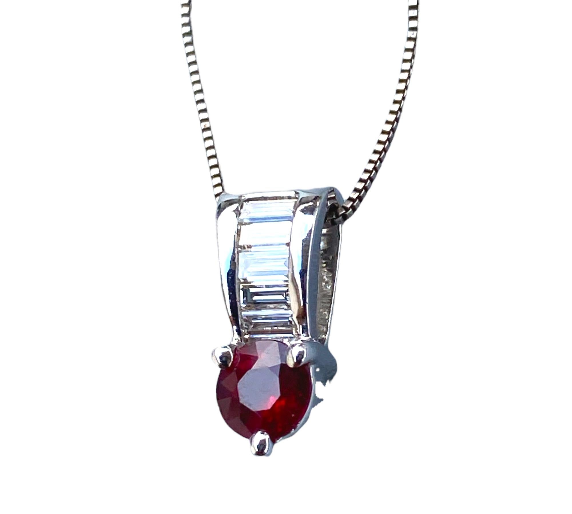 Contemporary Pigeon Blood Ruby and Baguette Diamond, 18 Karat Pendant 1.00 Carat Total For Sale
