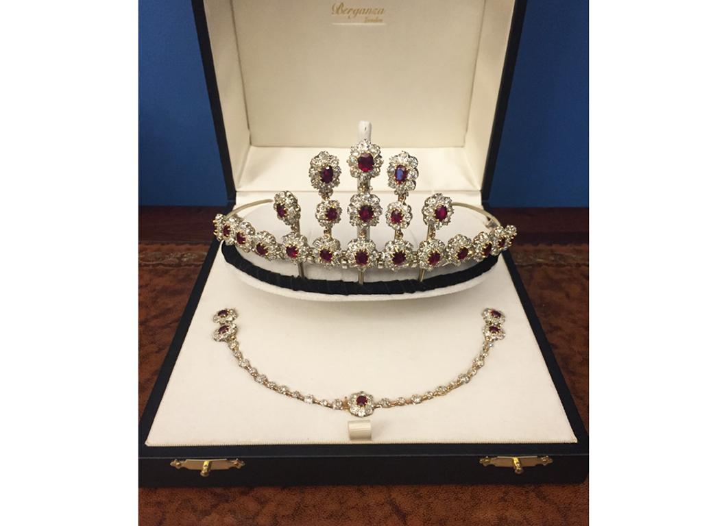Pigeon's Blood Burmese Ruby and Diamond Necklace/Tiara, circa 1915 For Sale 7