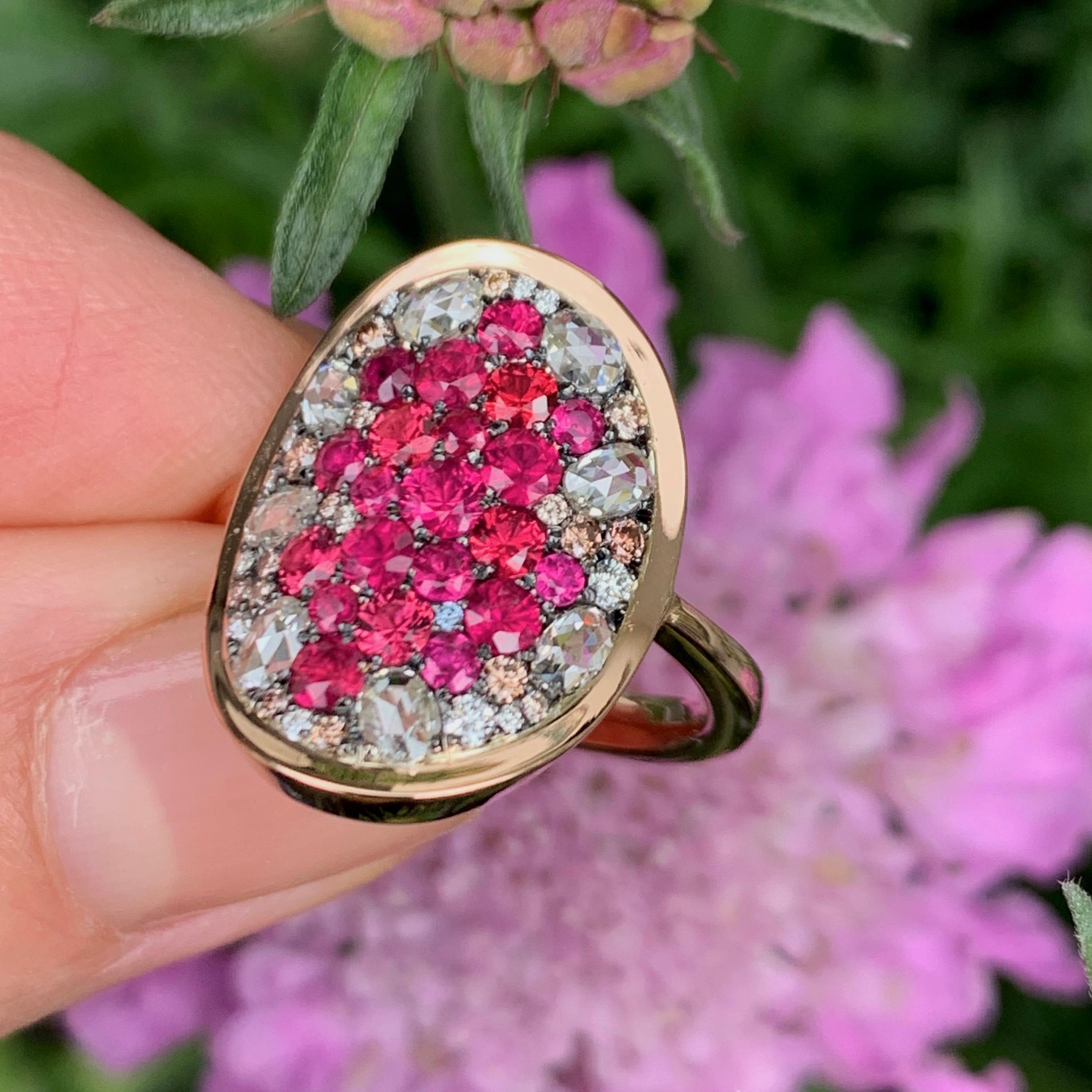 Pigeon's Blood Red Ruby Red Spinel, Pink Diamond and White Rose-Cut Diamond Ring 11