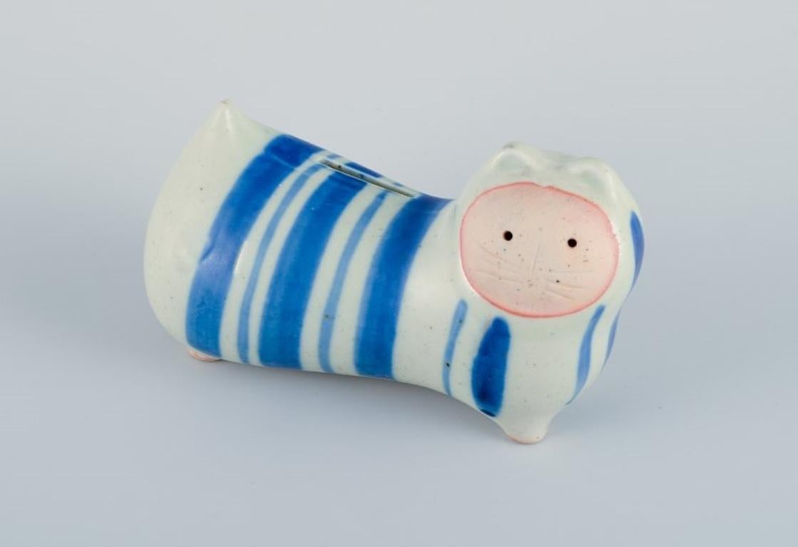 Scandinavian Modern Piggy bank in the shape of a cat. Hand-glazed ceramic. Lisa Larson style.  For Sale